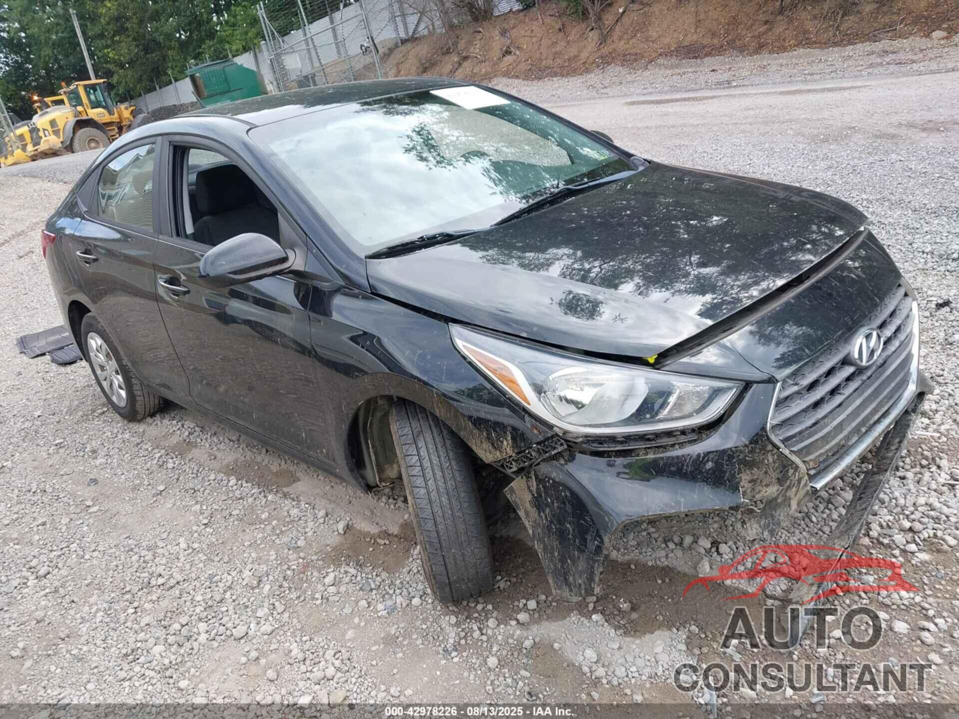 HYUNDAI ACCENT 2018 - 3KPC24A38JE031674