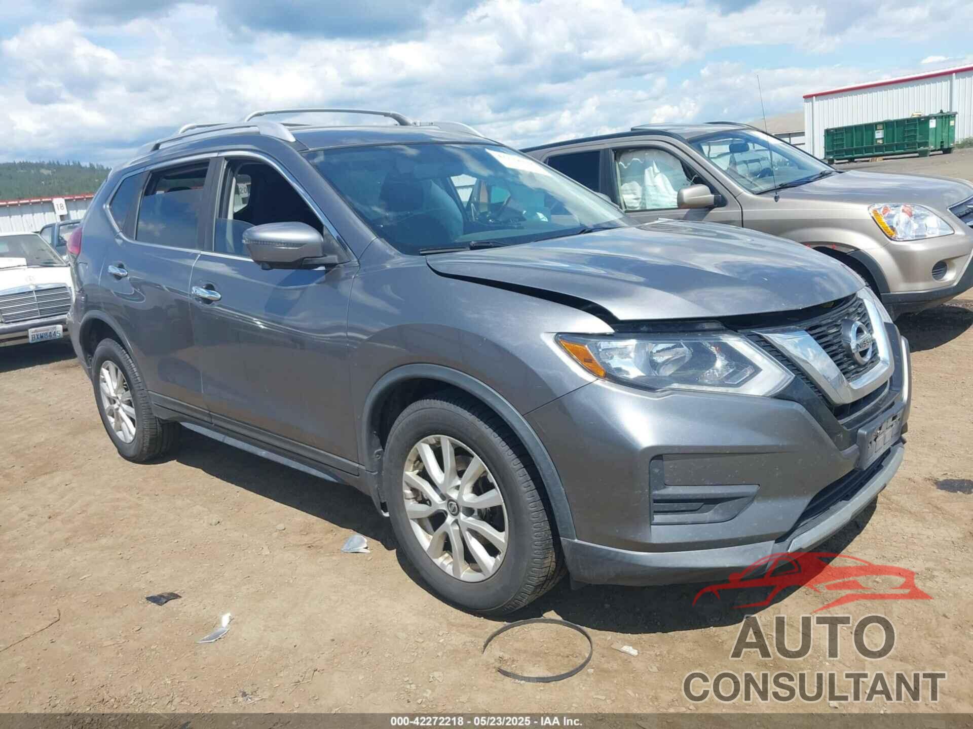 NISSAN ROGUE 2017 - KNMAT2MV3HP550860