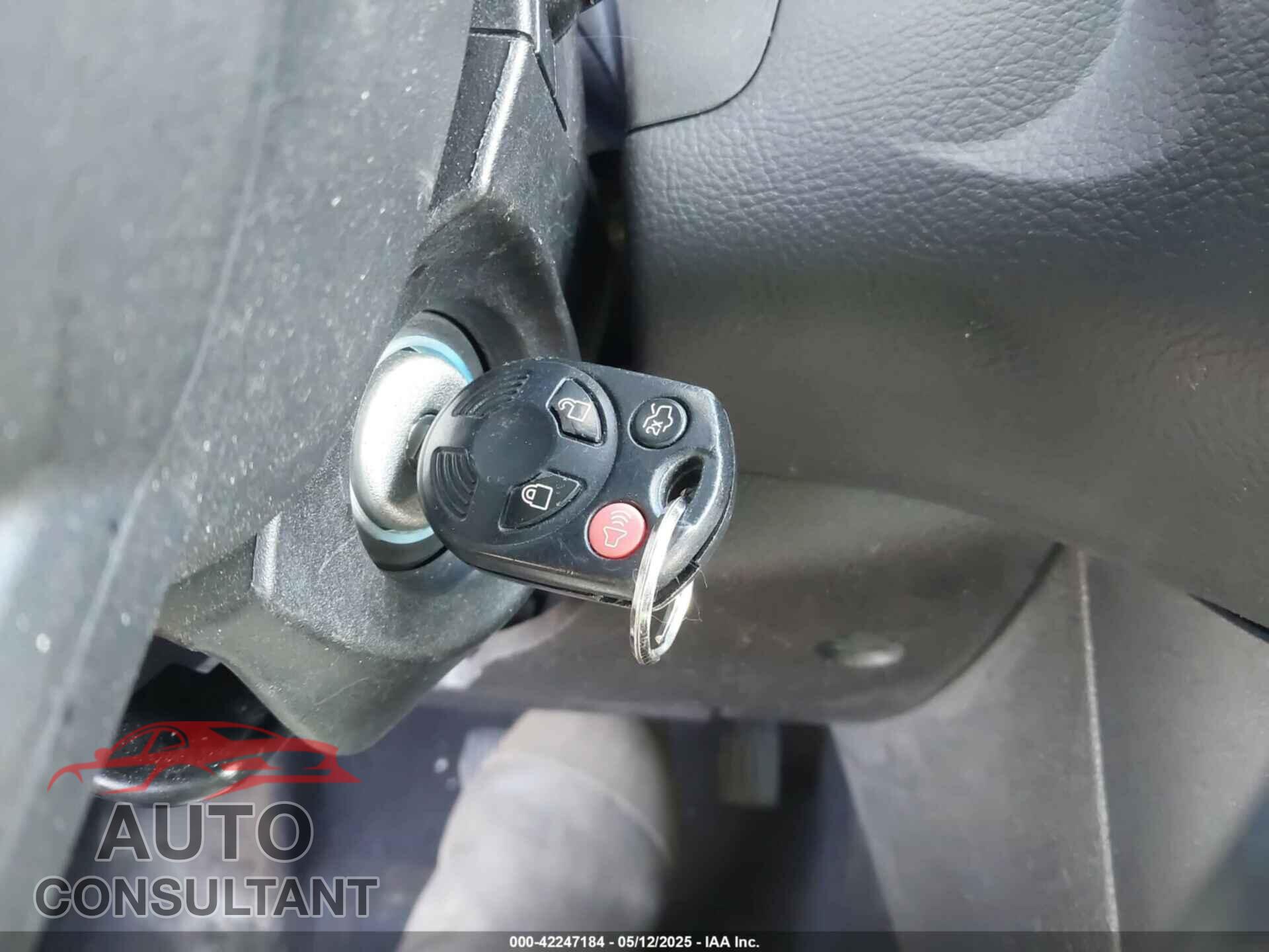 FORD FOCUS 2016 - 1FADP3F23GL252346