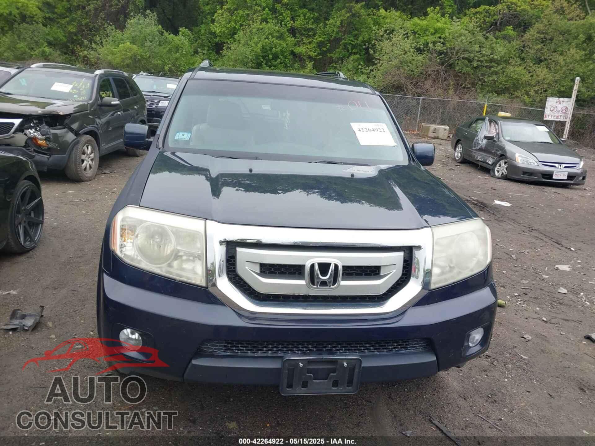 HONDA PILOT 2011 - 5FNYF4H63BB006204