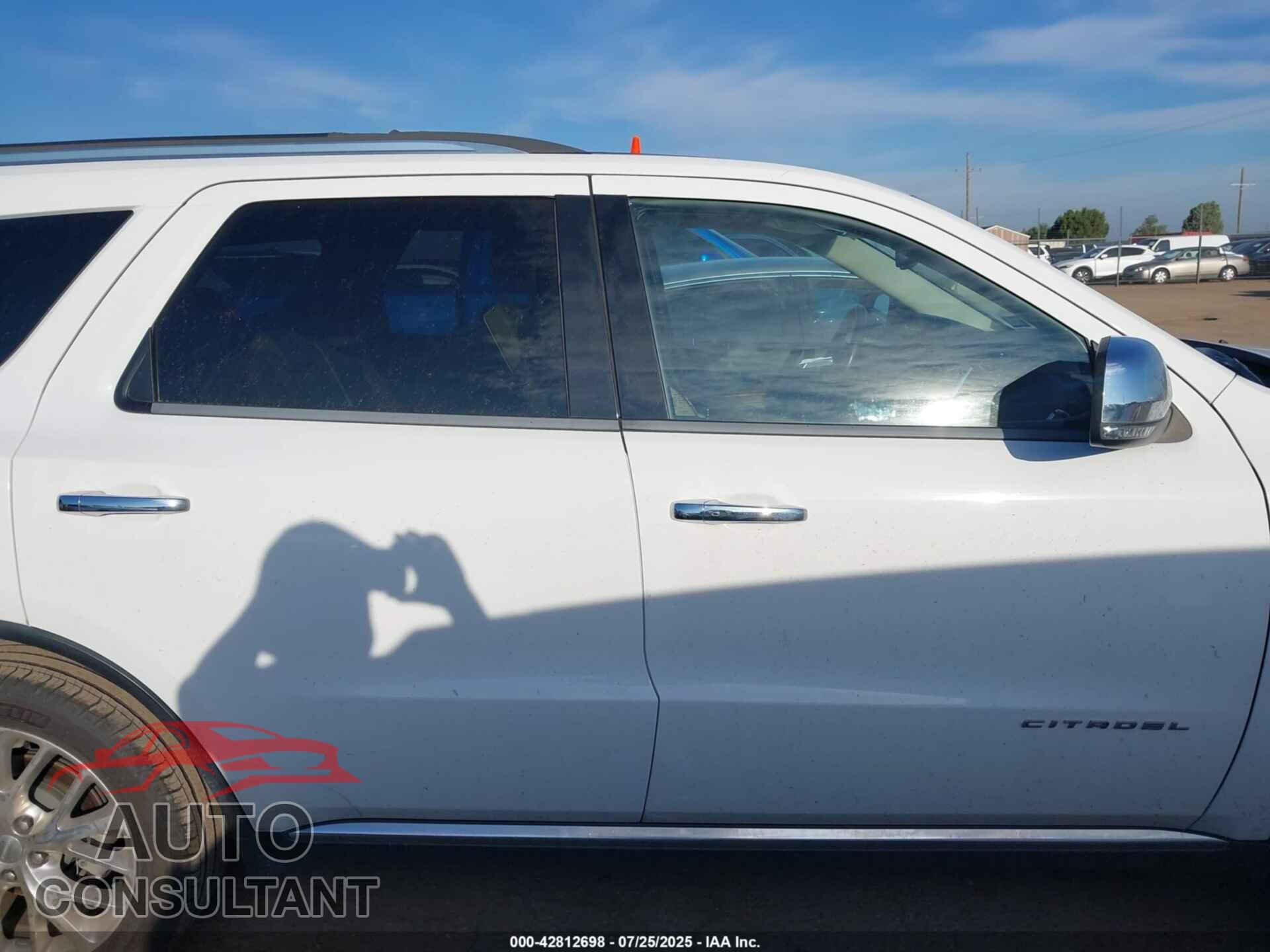 DODGE DURANGO 2015 - 1C4SDHET9FC795538