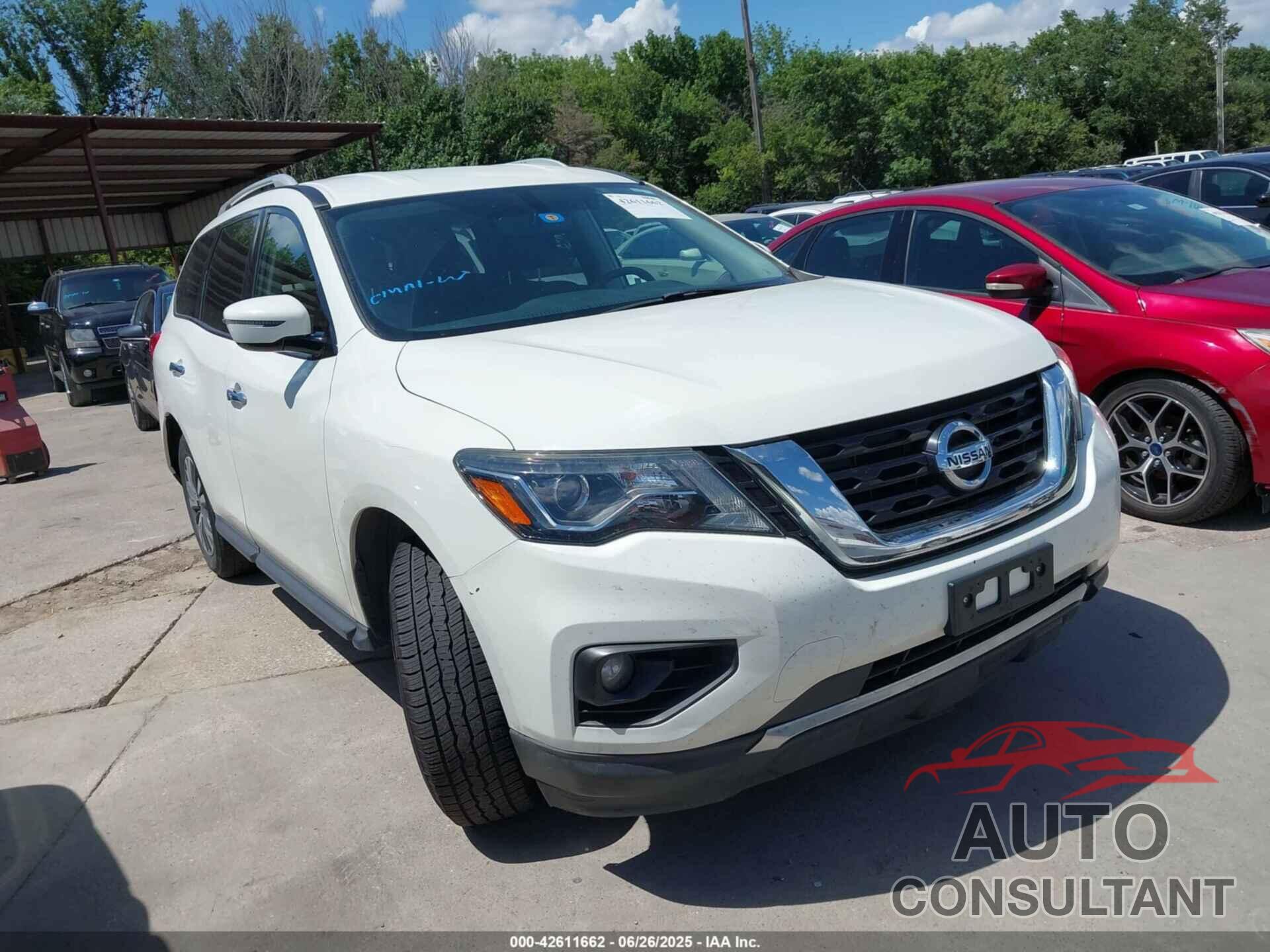 NISSAN PATHFINDER 2017 - 5N1DR2MN9HC661380