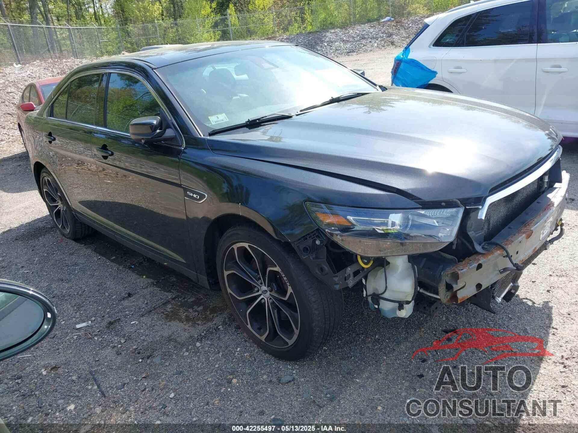 FORD TAURUS 2015 - 1FAHP2KT6FG179264