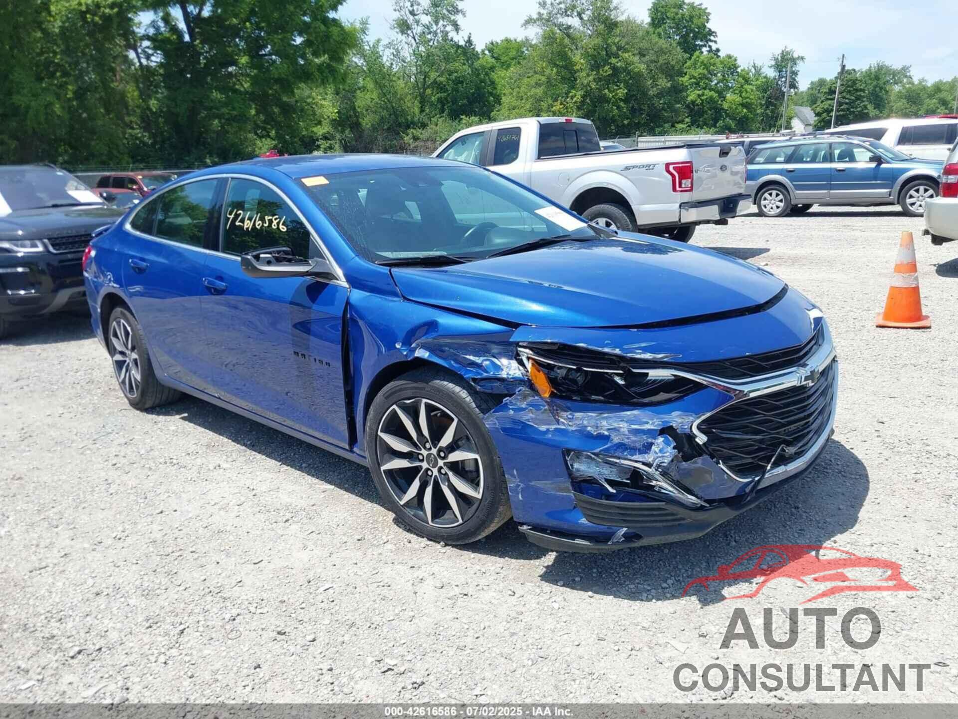 CHEVROLET MALIBU 2023 - 1G1ZG5ST2PF217041