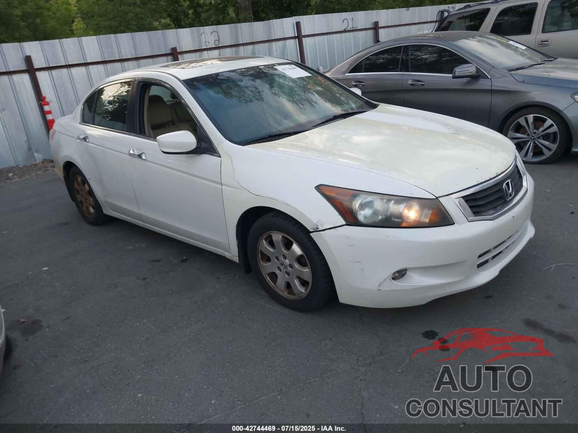 HONDA ACCORD 2010 - 1HGCP3F86AA001156