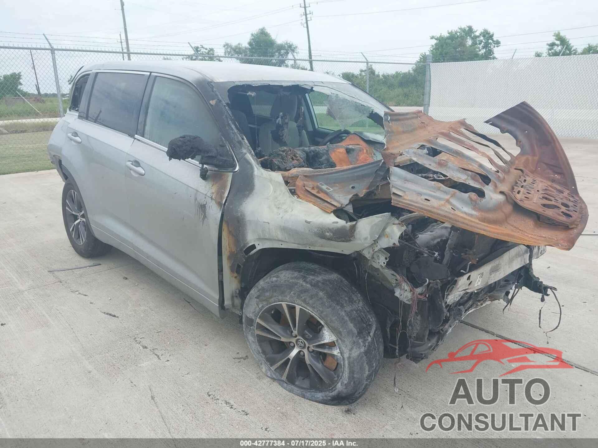 TOYOTA HIGHLANDER 2018 - 5TDZARFHXJS038131