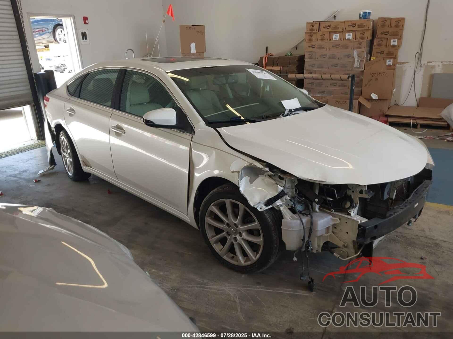 TOYOTA AVALON 2013 - 4T1BK1EB5DU039566