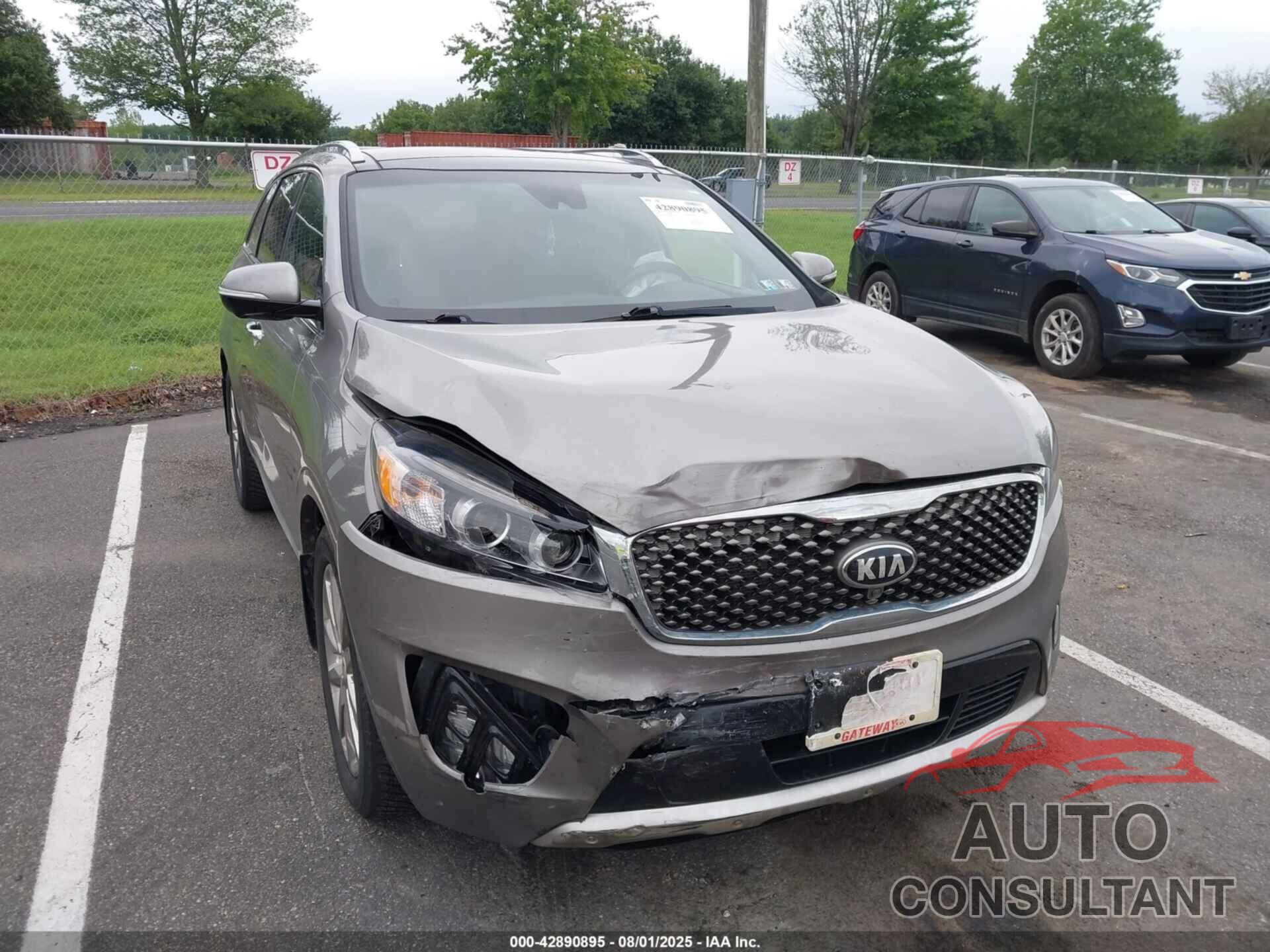 KIA SORENTO 2018 - 5XYPKDA52JG364796