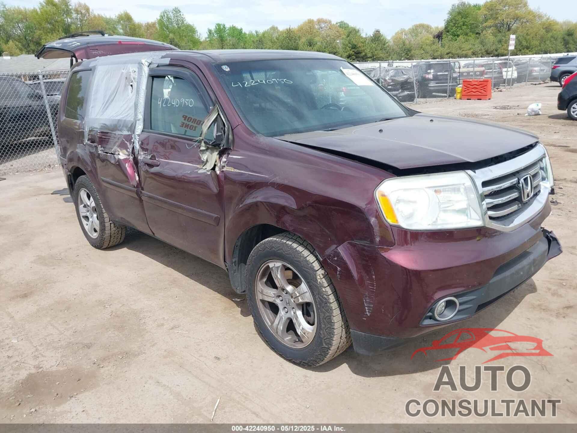 HONDA PILOT 2015 - 5FNYF4H51FB049226