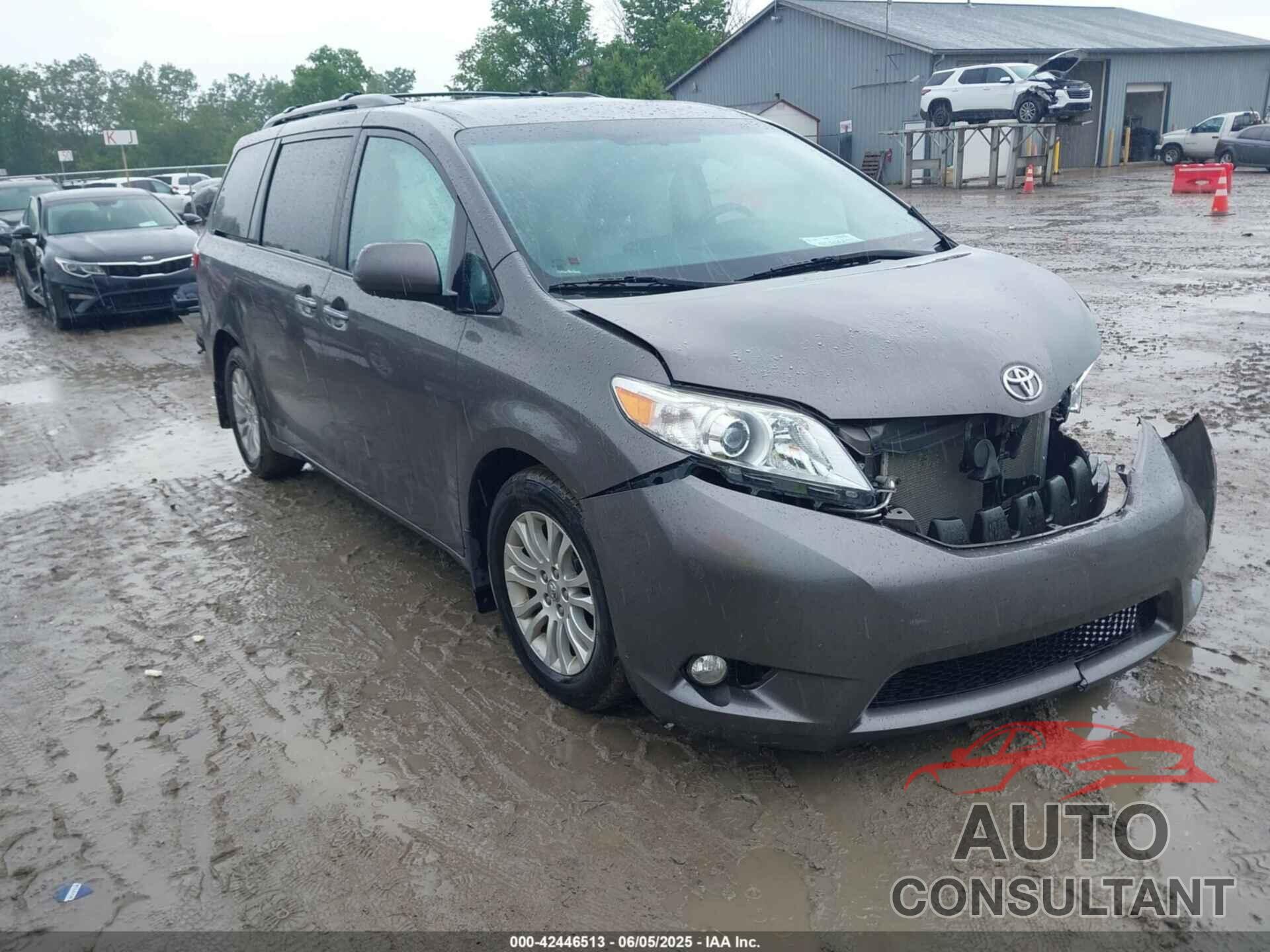 TOYOTA SIENNA 2017 - 5TDYZ3DC2HS790716