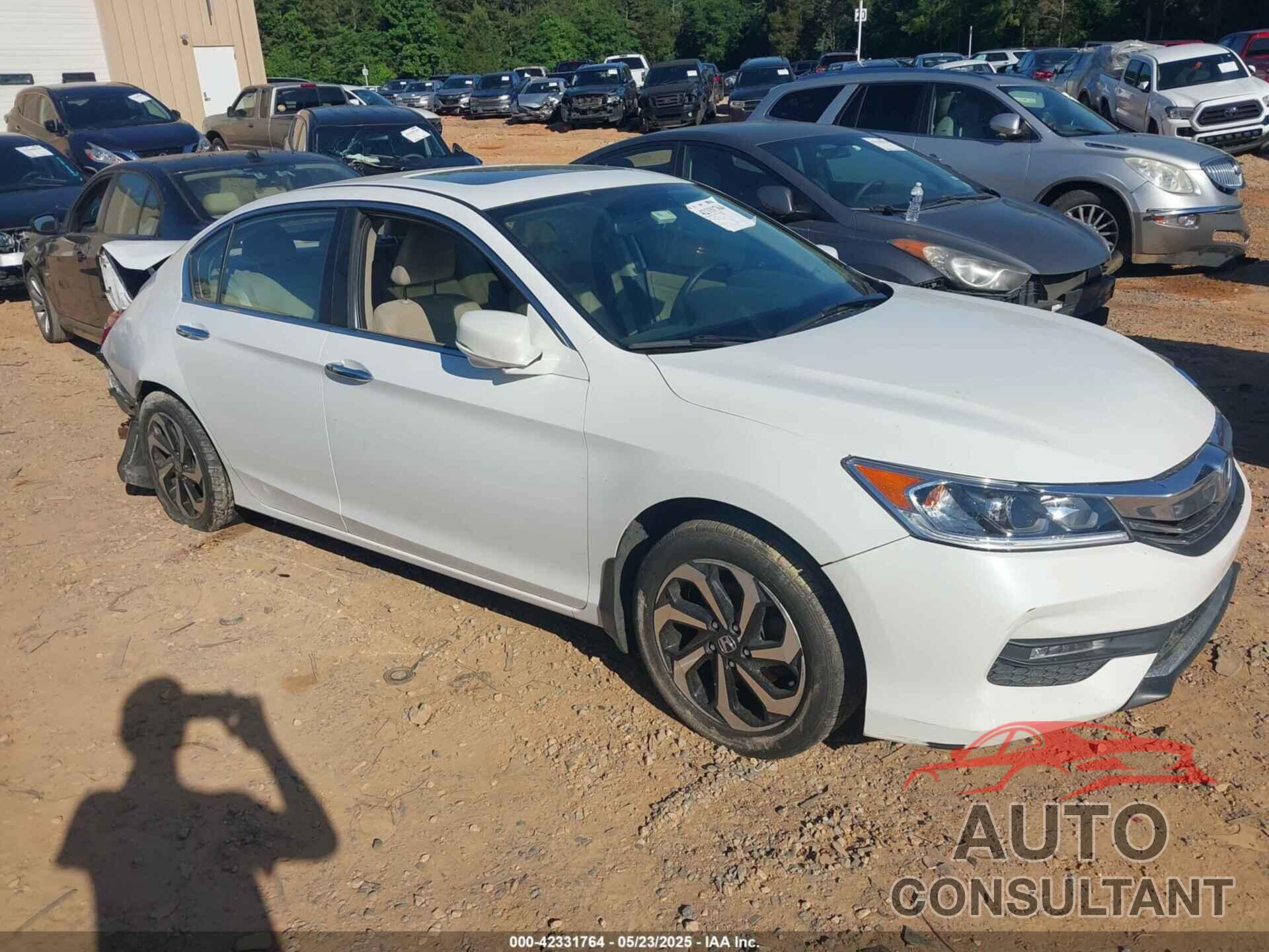 HONDA ACCORD 2016 - 1HGCR2F72GA240398