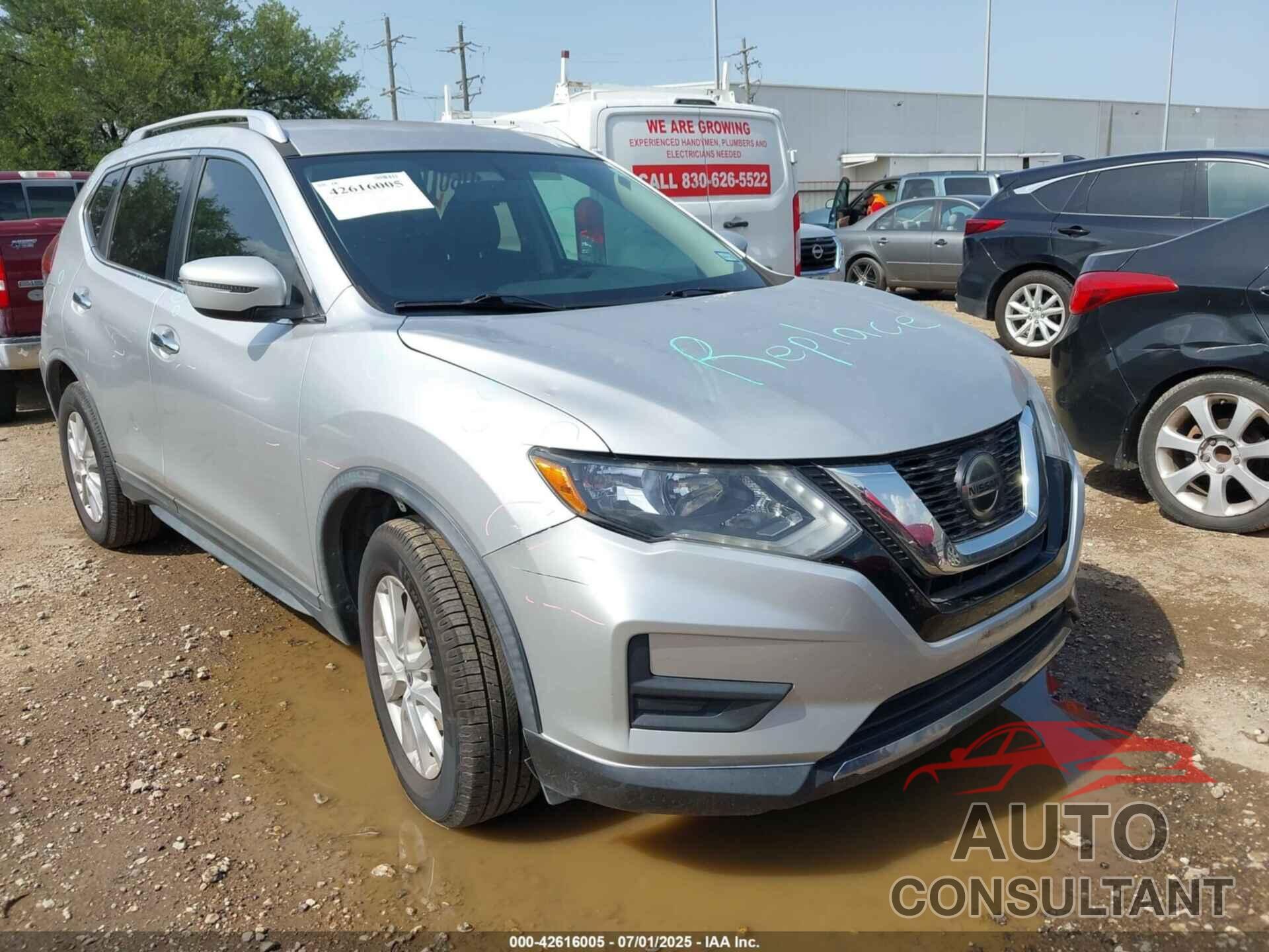 NISSAN ROGUE 2018 - KNMAT2MV7JP512411