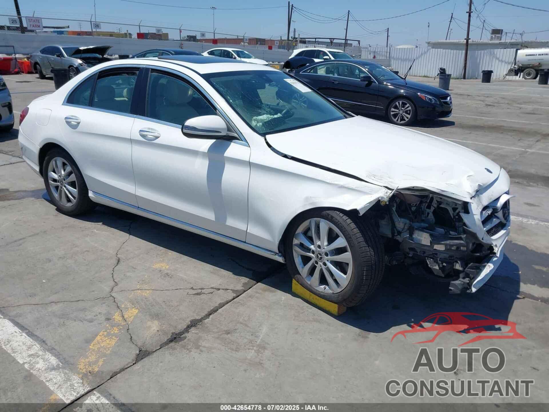 MERCEDES-BENZ C 300 2021 - W1KWF8DB1MR644374