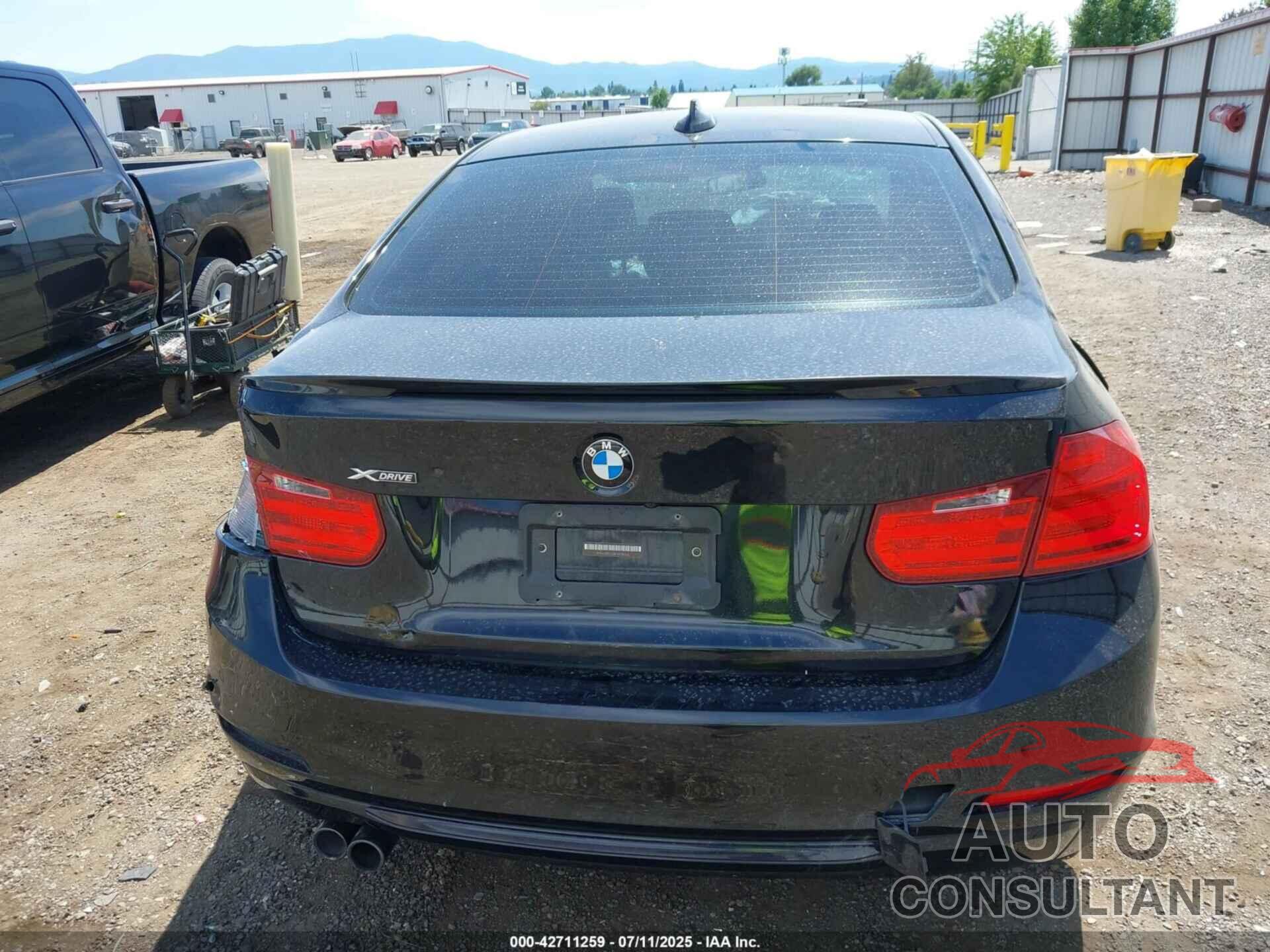 BMW 328I 2015 - WBA3B5G58FNS18055
