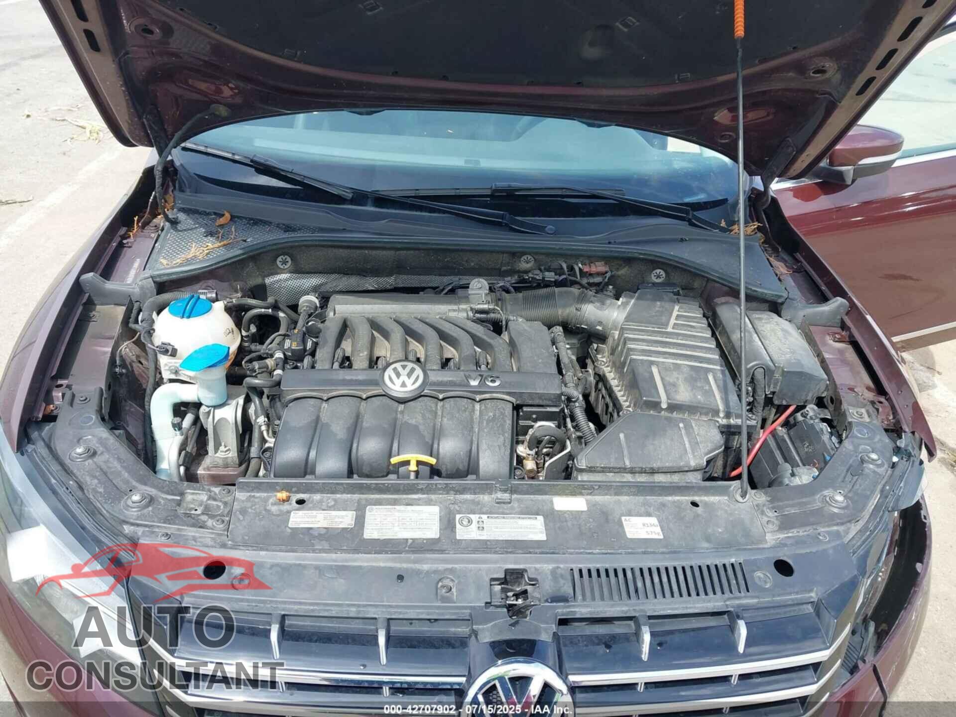 VOLKSWAGEN PASSAT 2013 - 1VWCM7A3XDC057357