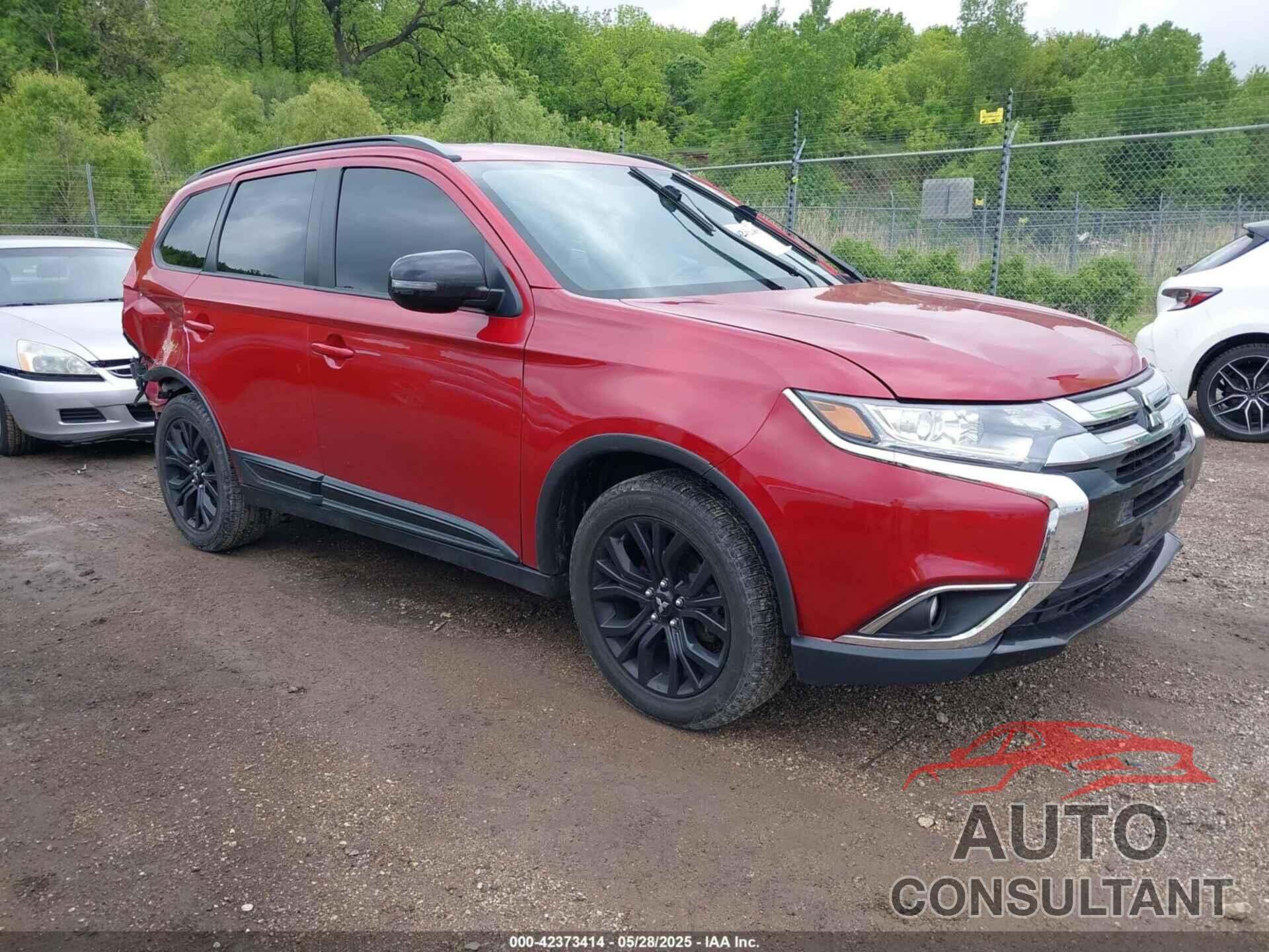 MITSUBISHI OUTLANDER 2018 - JA4AD3A31JZ053722