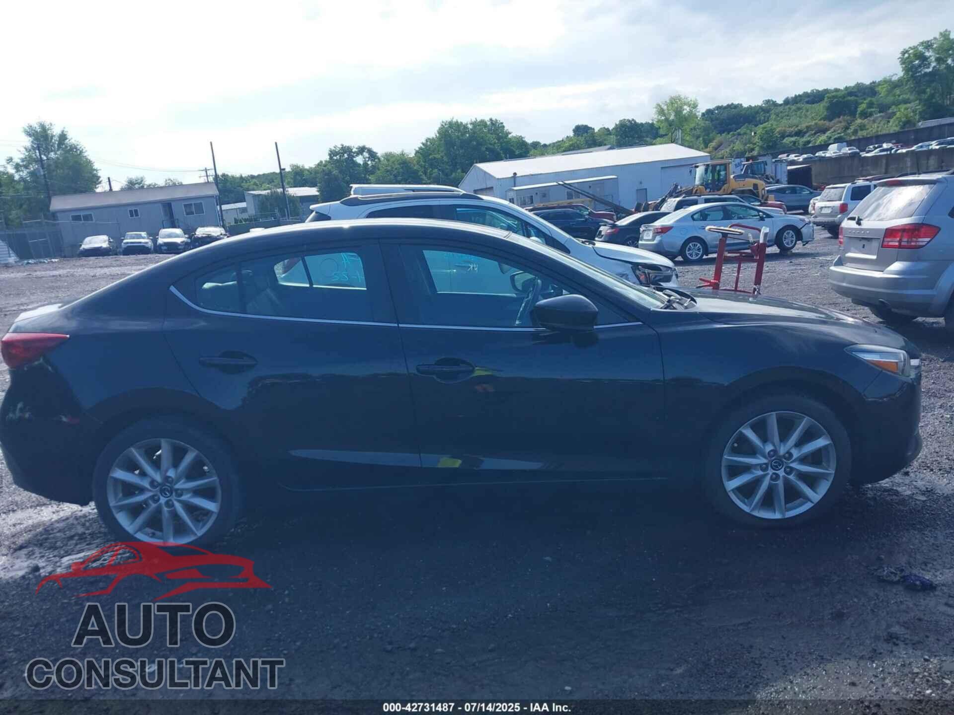 MAZDA MAZDA3 2017 - 3MZBN1V74HM128575