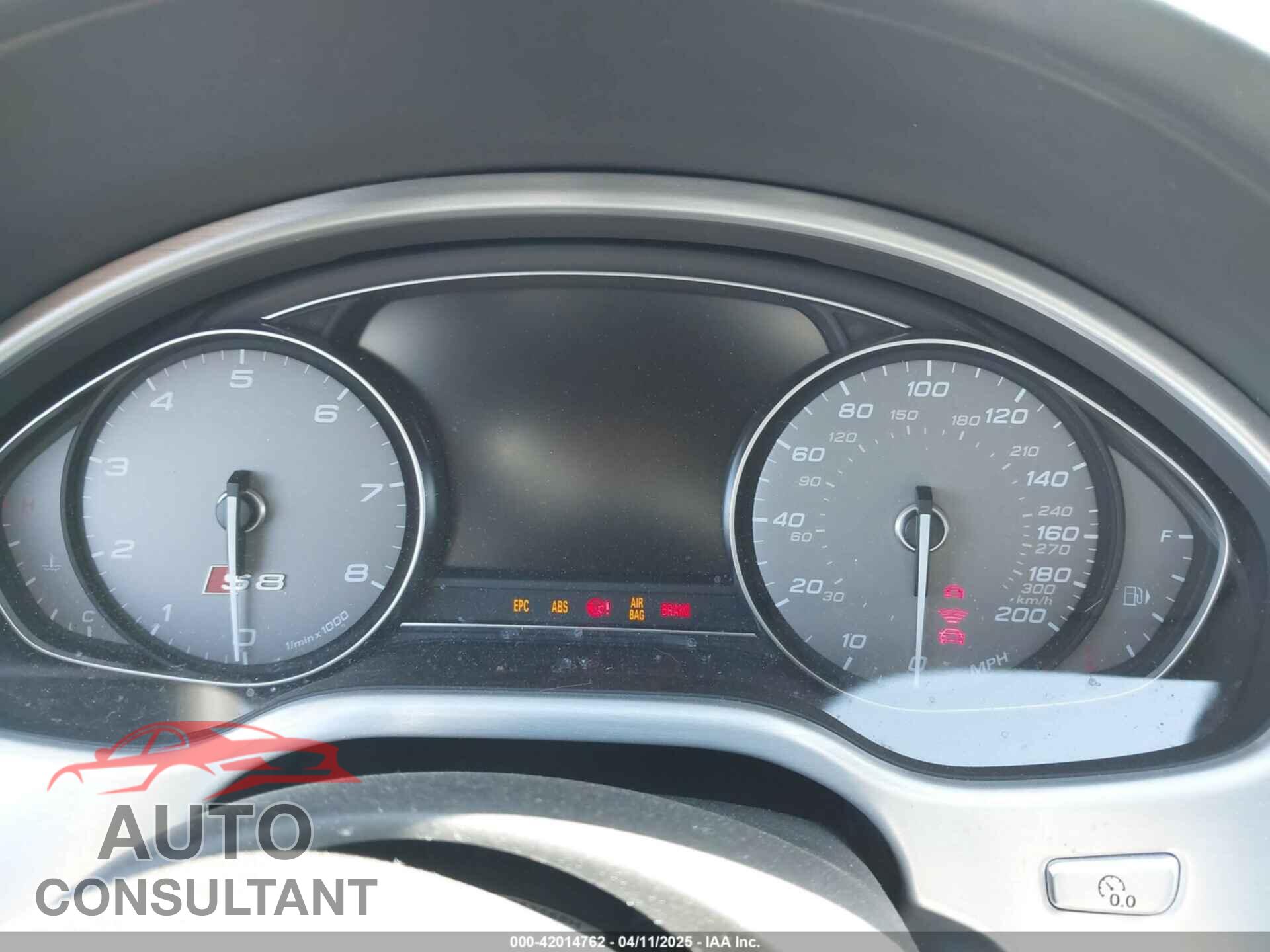AUDI S8 2016 - WUAJ5AFD2GN900596