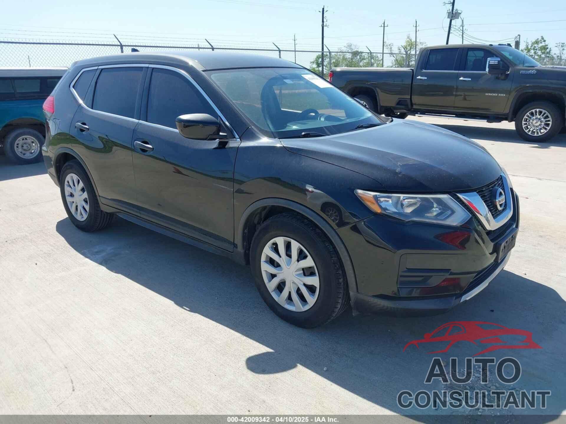 NISSAN ROGUE 2017 - KNMAT2MT3HP528985