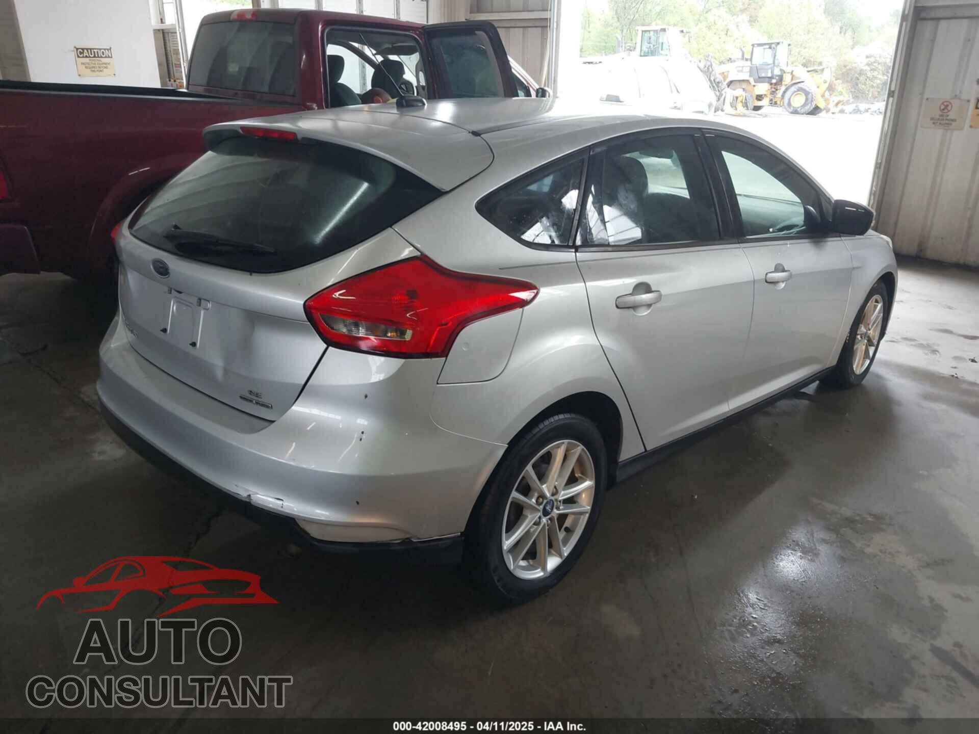 FORD FOCUS 2016 - 1FADP3K21GL236460
