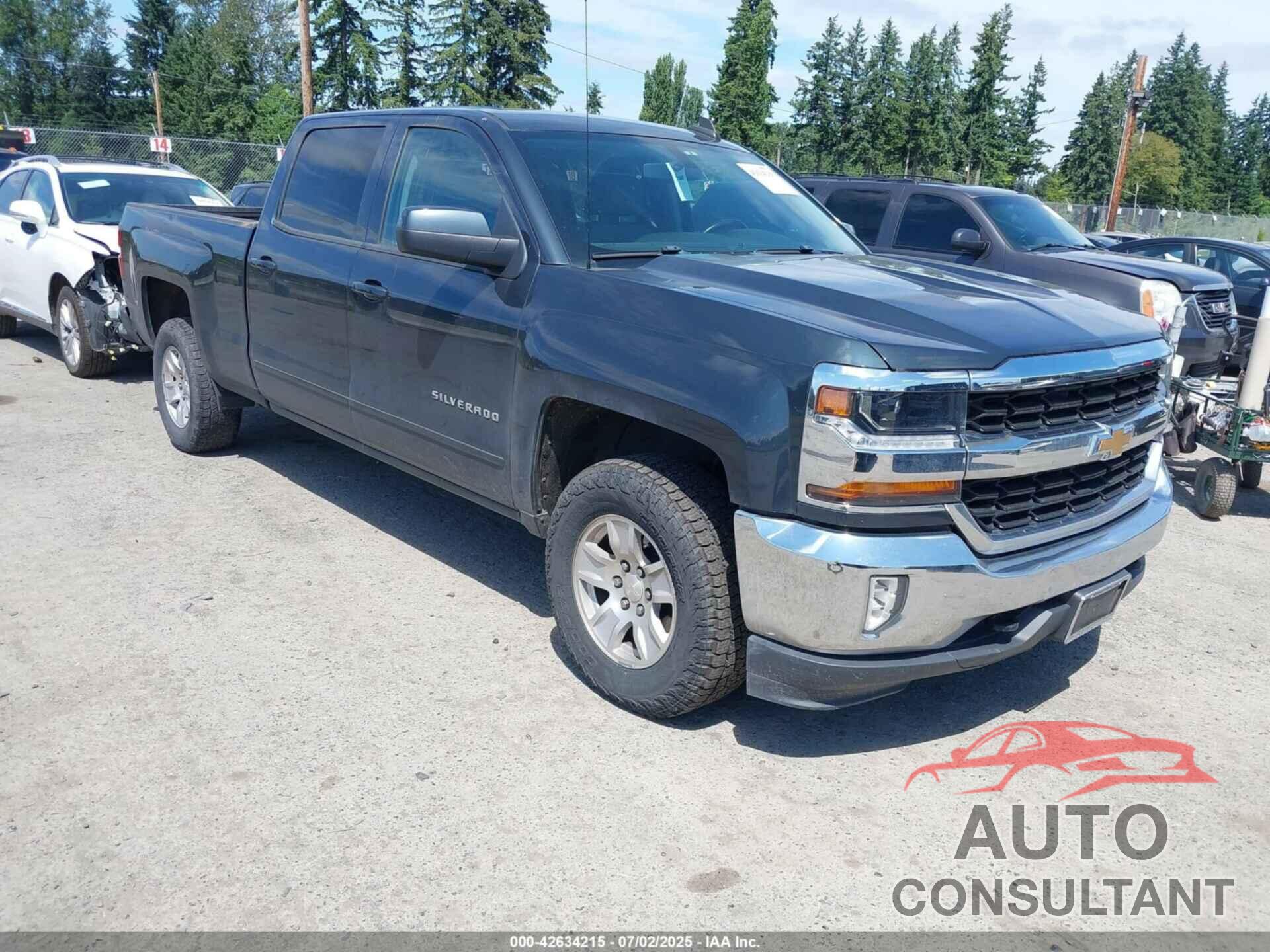 CHEVROLET SILVERADO 1500 2018 - 1GCUKREC4JF248673