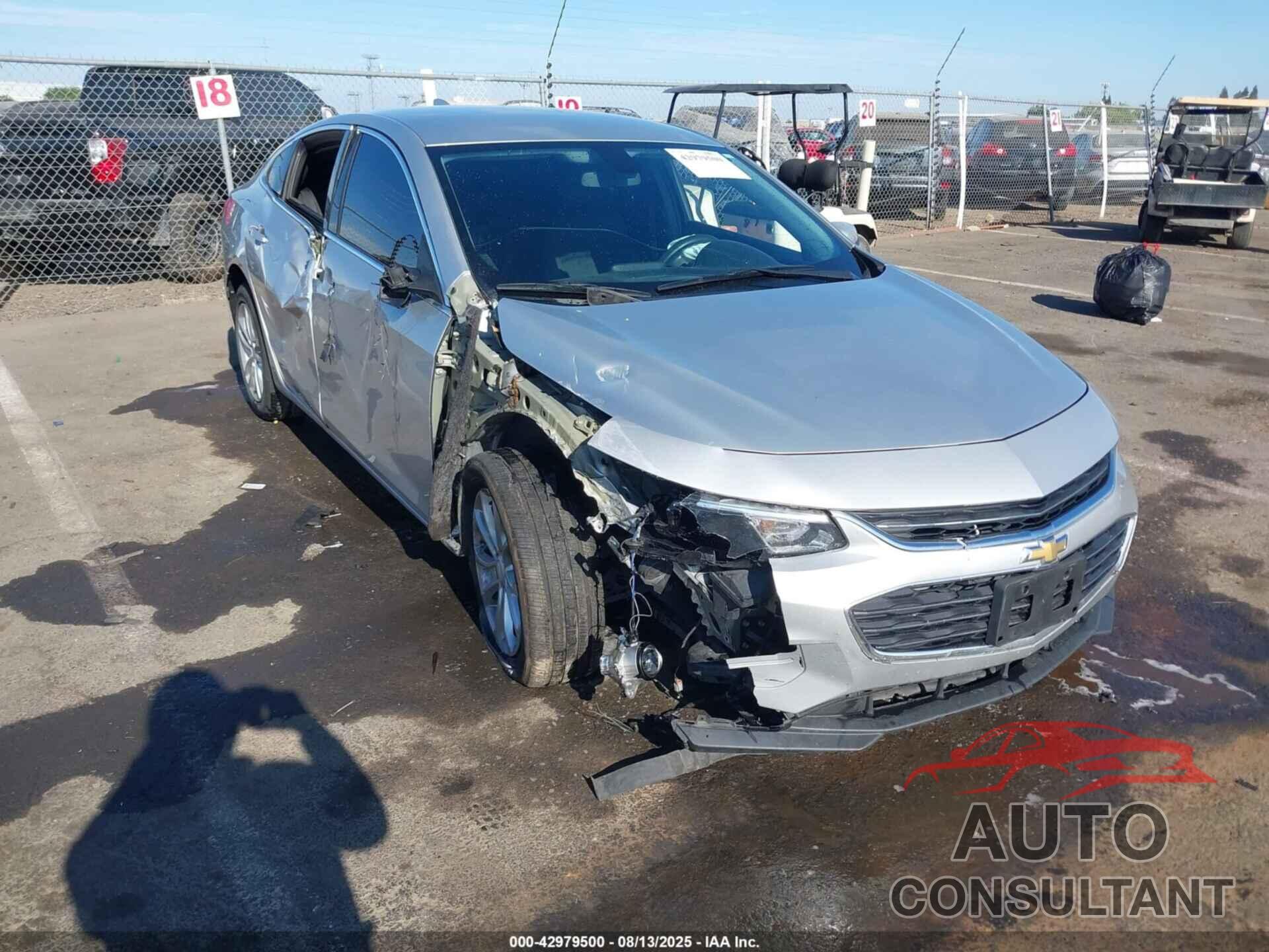 CHEVROLET MALIBU 2018 - 1G1ZD5ST8JF261965