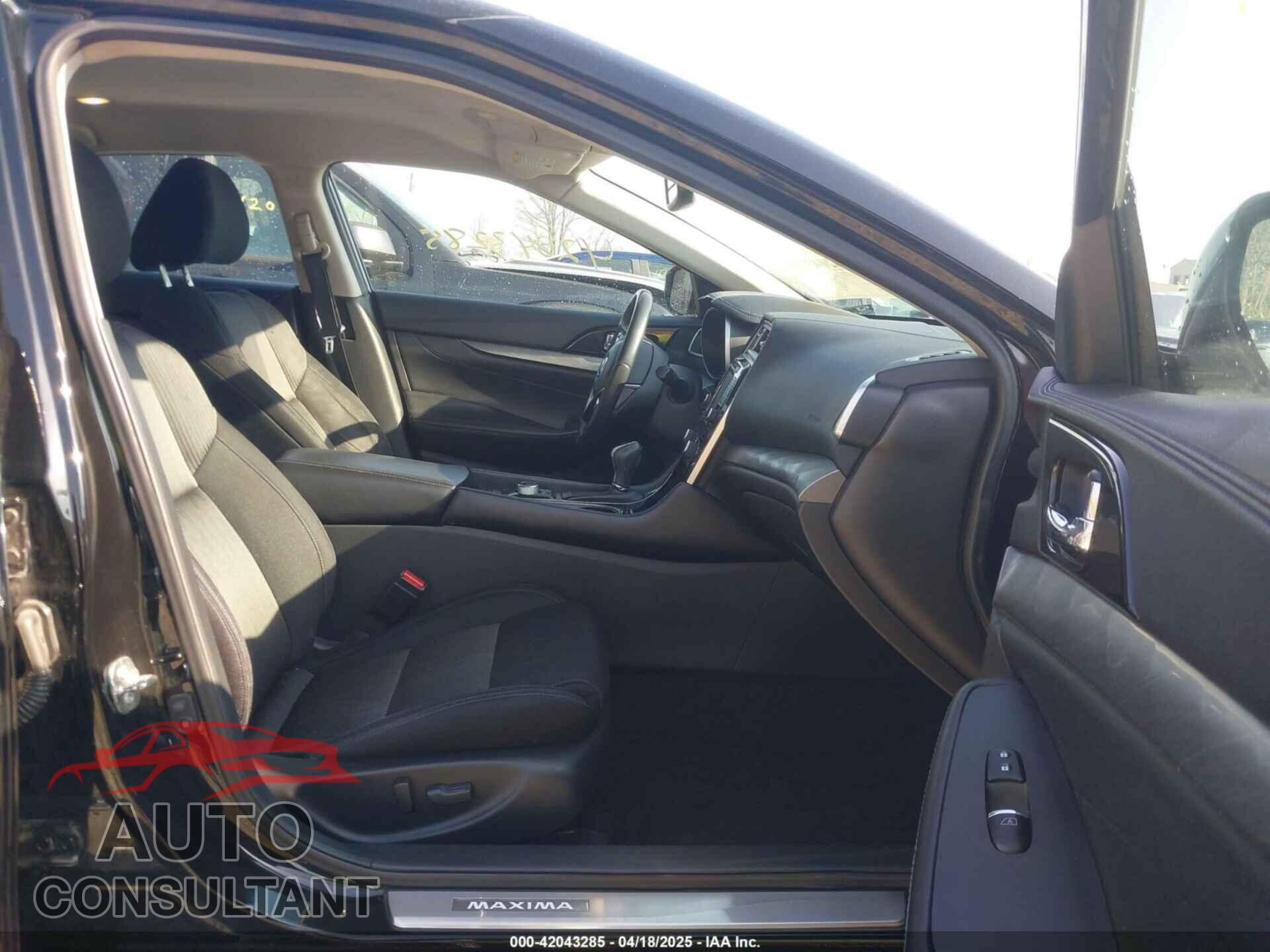 NISSAN MAXIMA 2017 - 1N4AA6AP3HC436857