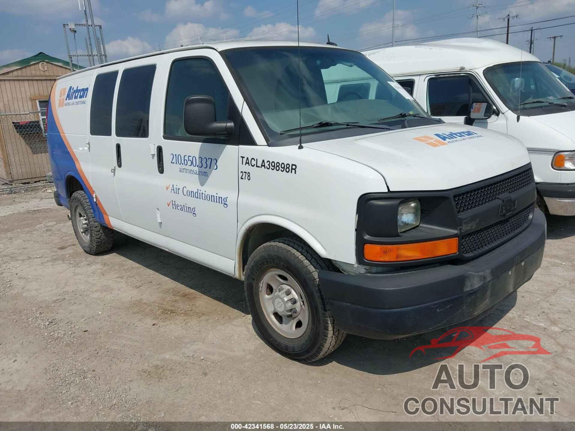 CHEVROLET EXPRESS 2500 2015 - 1GCWGFCF4F1175265