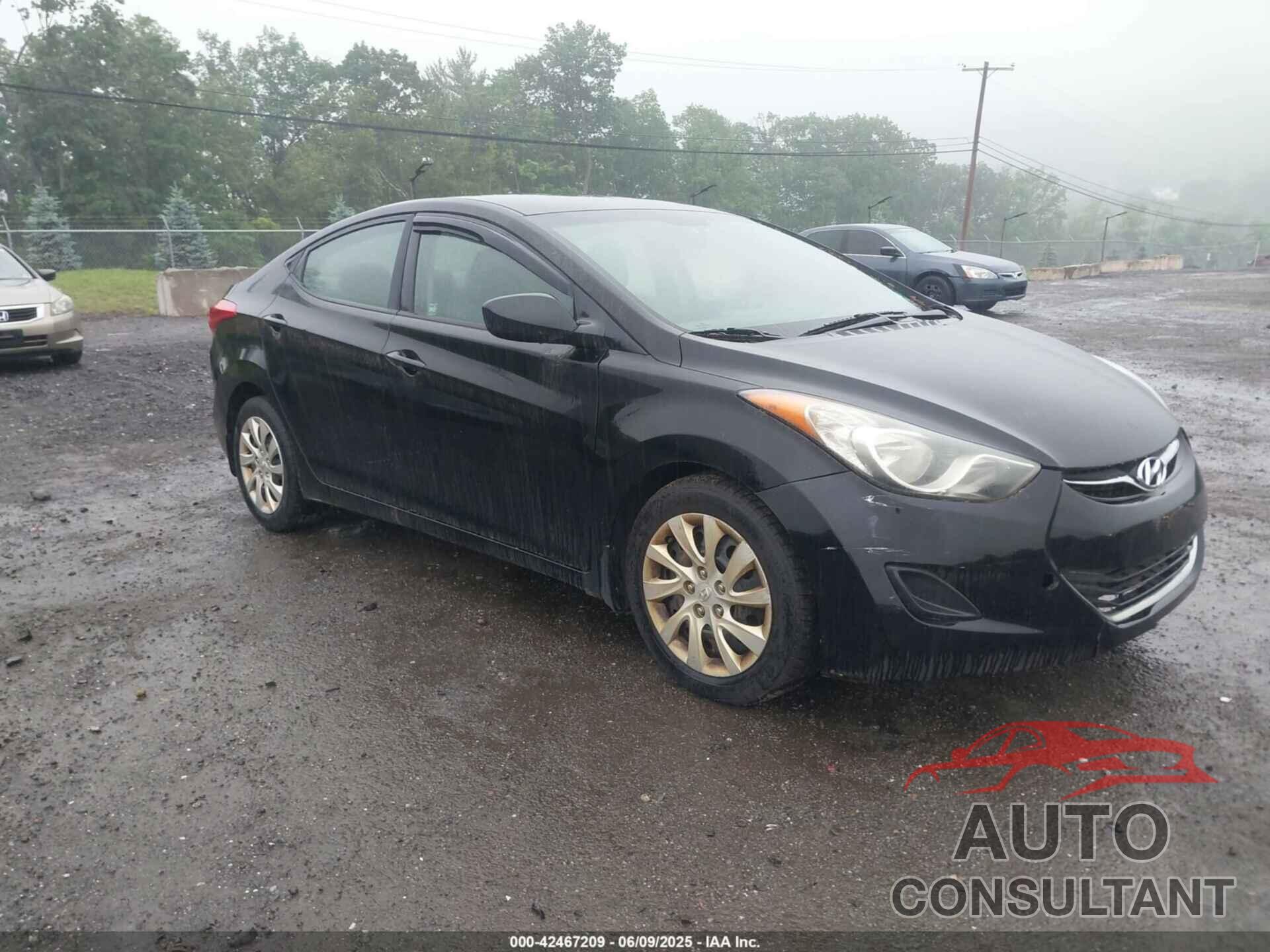HYUNDAI ELANTRA 2012 - 5NPDH4AE7CH143918