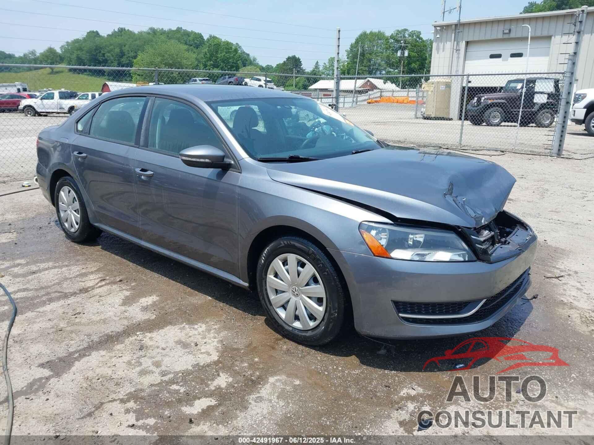 VOLKSWAGEN PASSAT 2012 - 1VWAP7A32CC025371