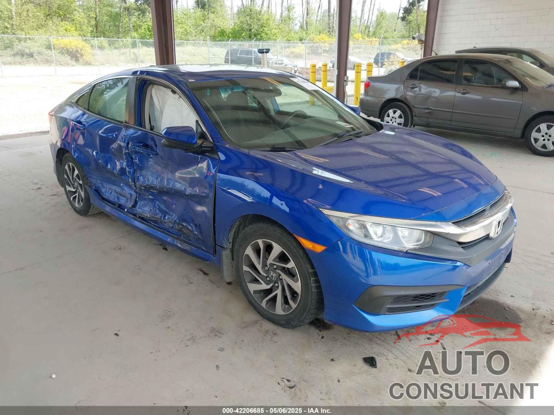 HONDA CIVIC 2018 - 19XFC2F71JE012538