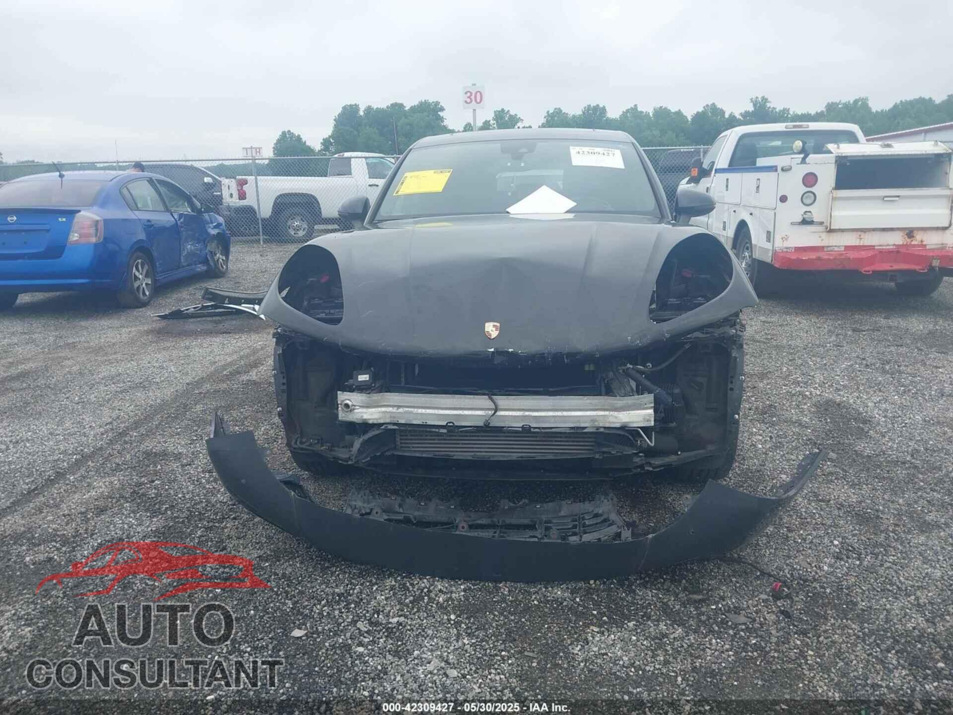 PORSCHE MACAN 2017 - WP1AA2A57HLB06493