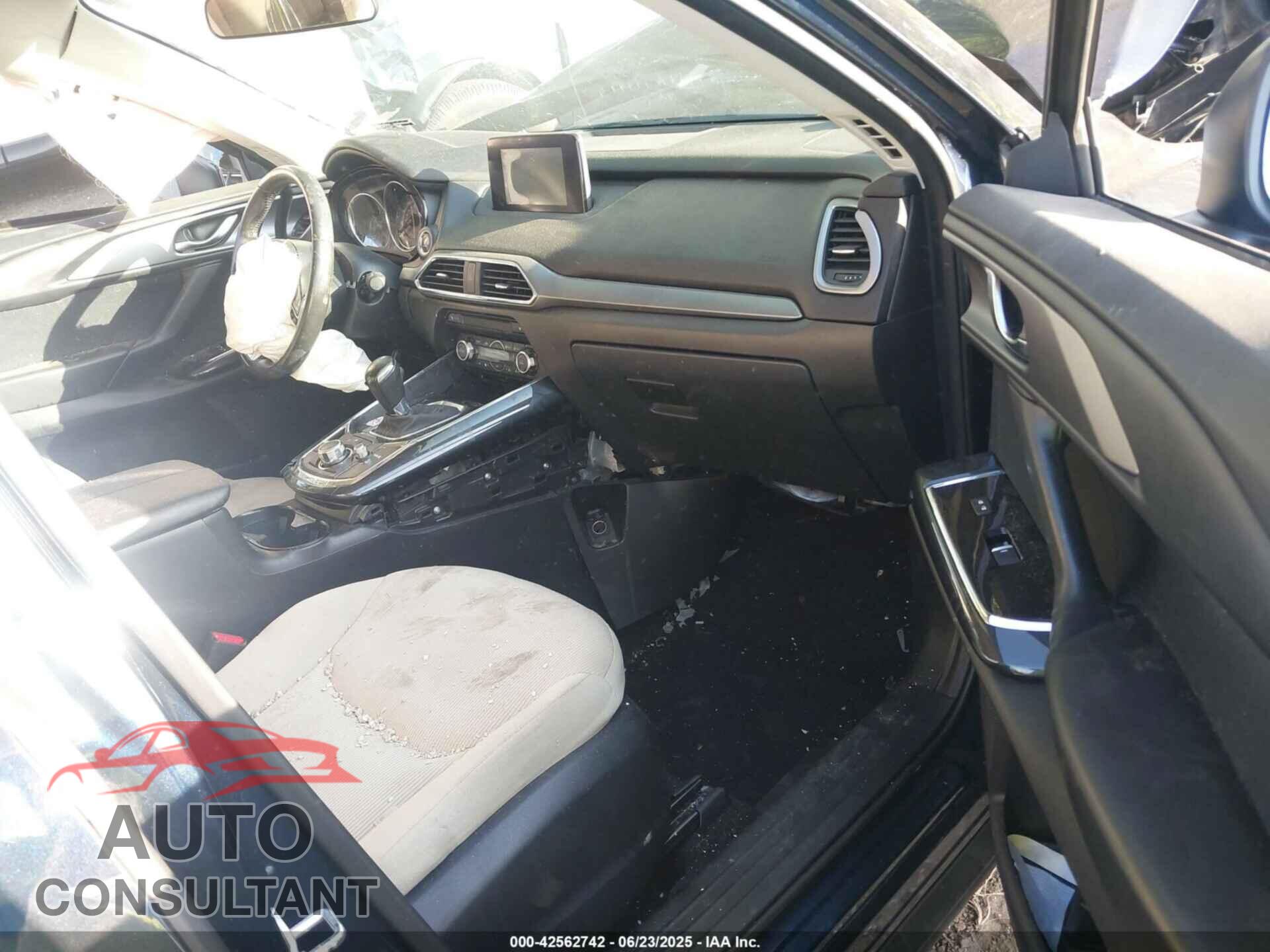 MAZDA CX-9 2018 - JM3TCABY7J0201755