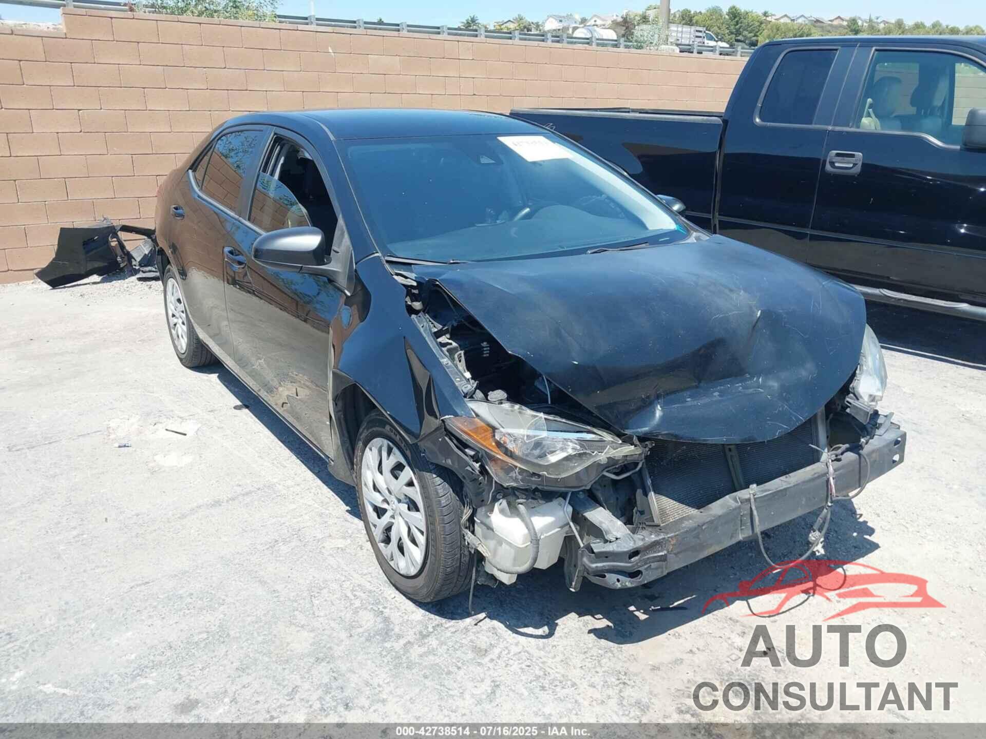 TOYOTA COROLLA 2018 - 5YFBURHE3JP802812