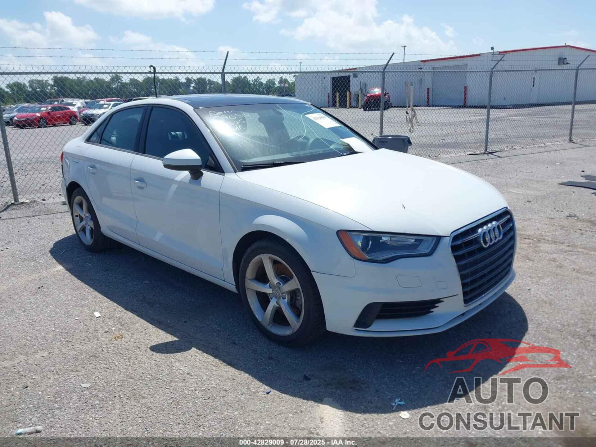 AUDI A3 2015 - WAUACGFF6F1090514