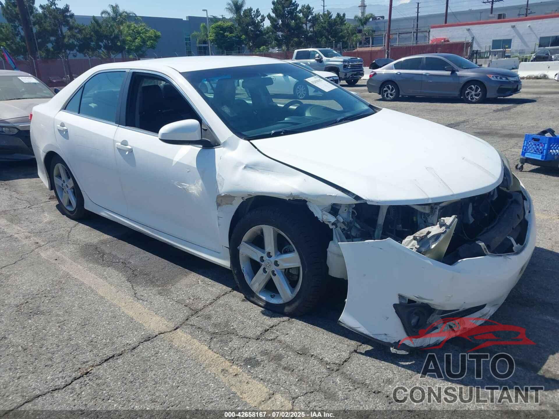 TOYOTA CAMRY 2013 - 4T1BF1FK0DU644565