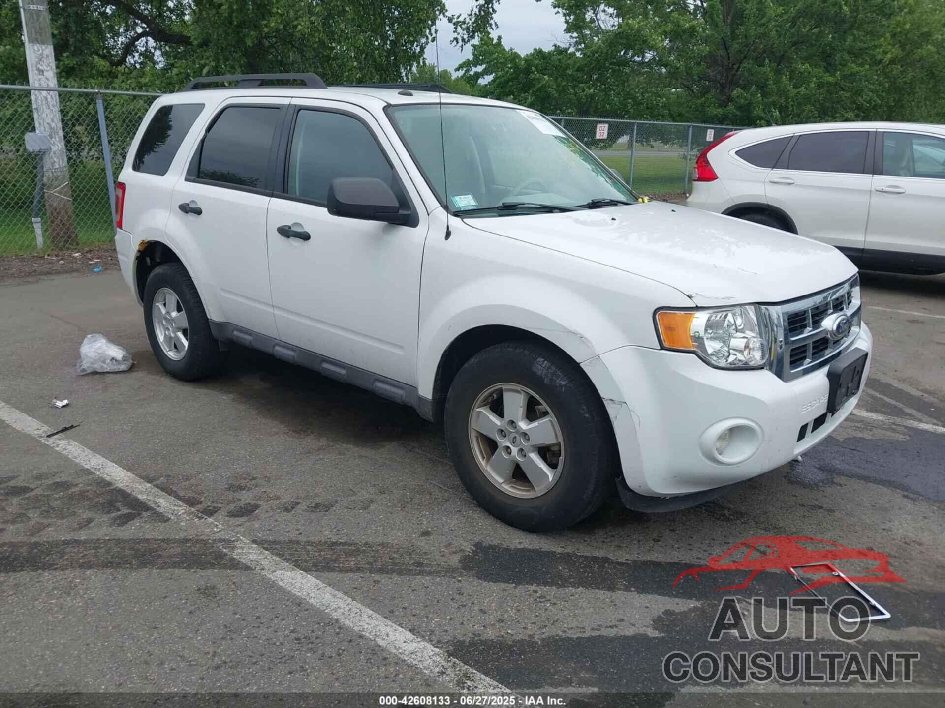 FORD ESCAPE 2010 - 1FMCU9DG1AKD28364
