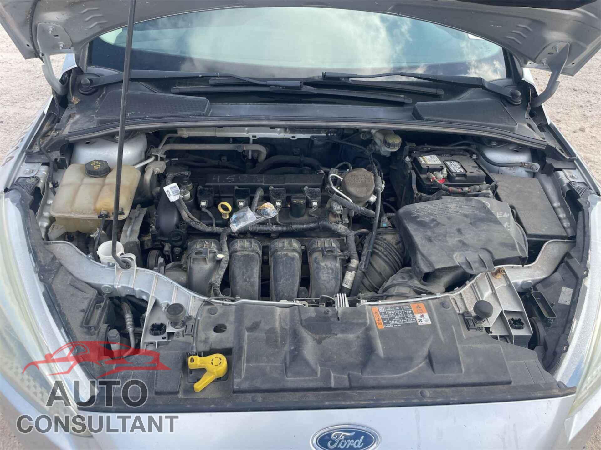 FORD FOCUS 2016 - 1FADP3E2XGL291646
