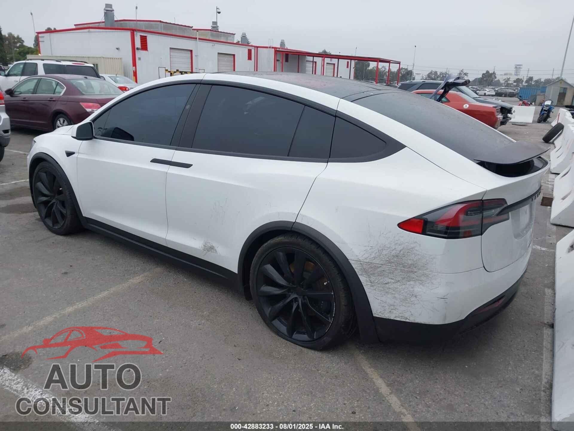 TESLA MODEL X 2017 - 5YJXCAE22HF061353