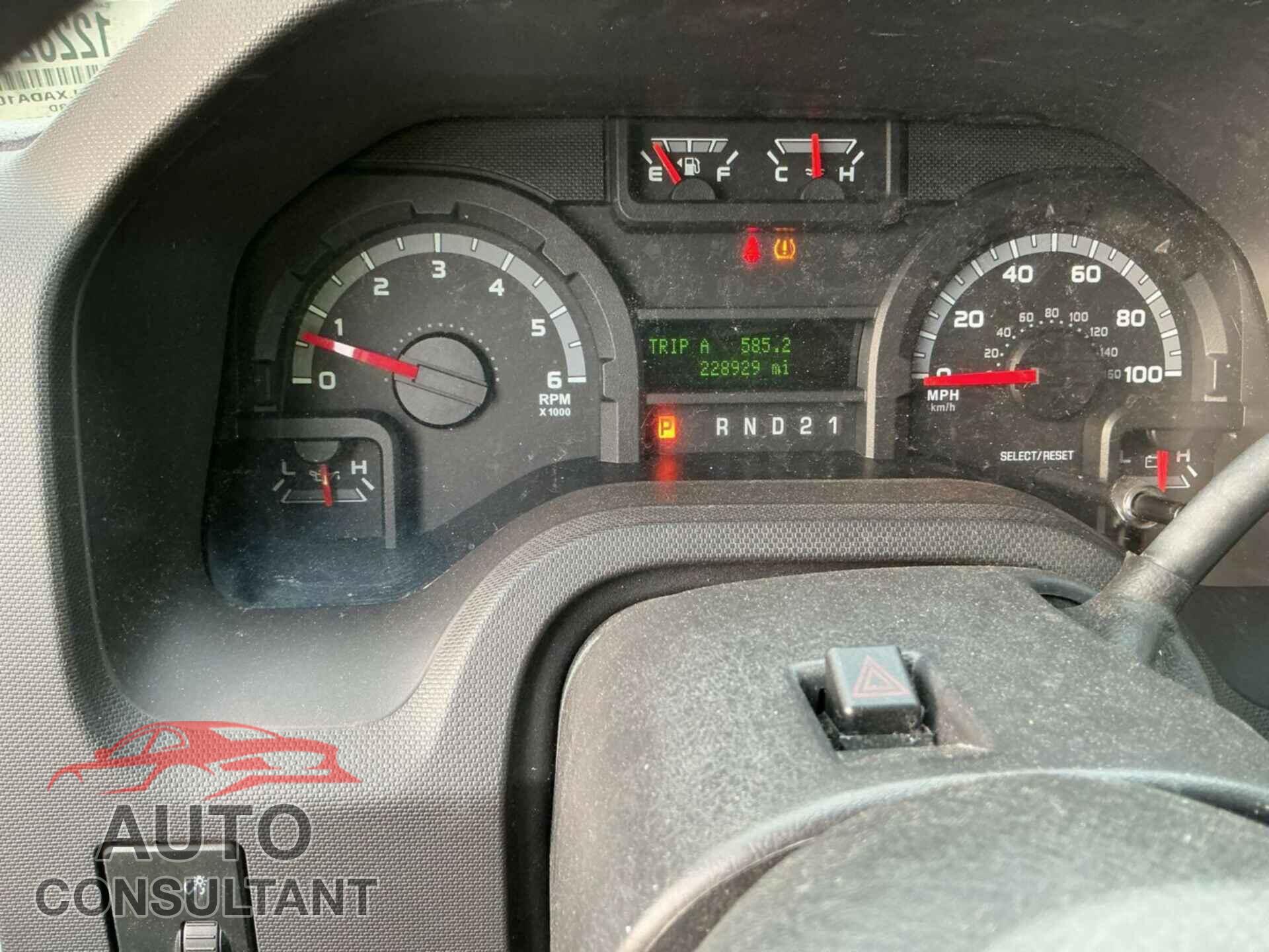 FORD ECONOLINE 2010 - 1FTNE2ELXADA10678