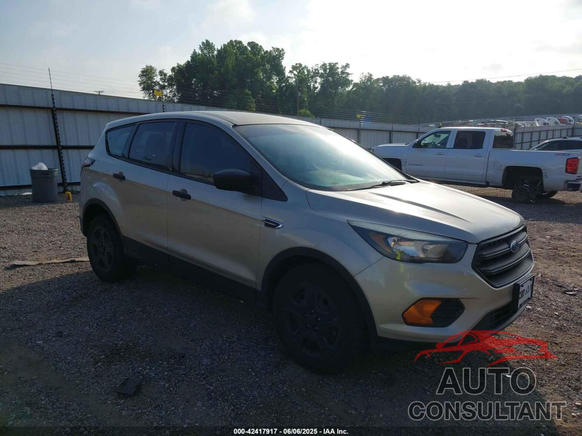 FORD ESCAPE 2018 - 1FMCU0F72JUA48532