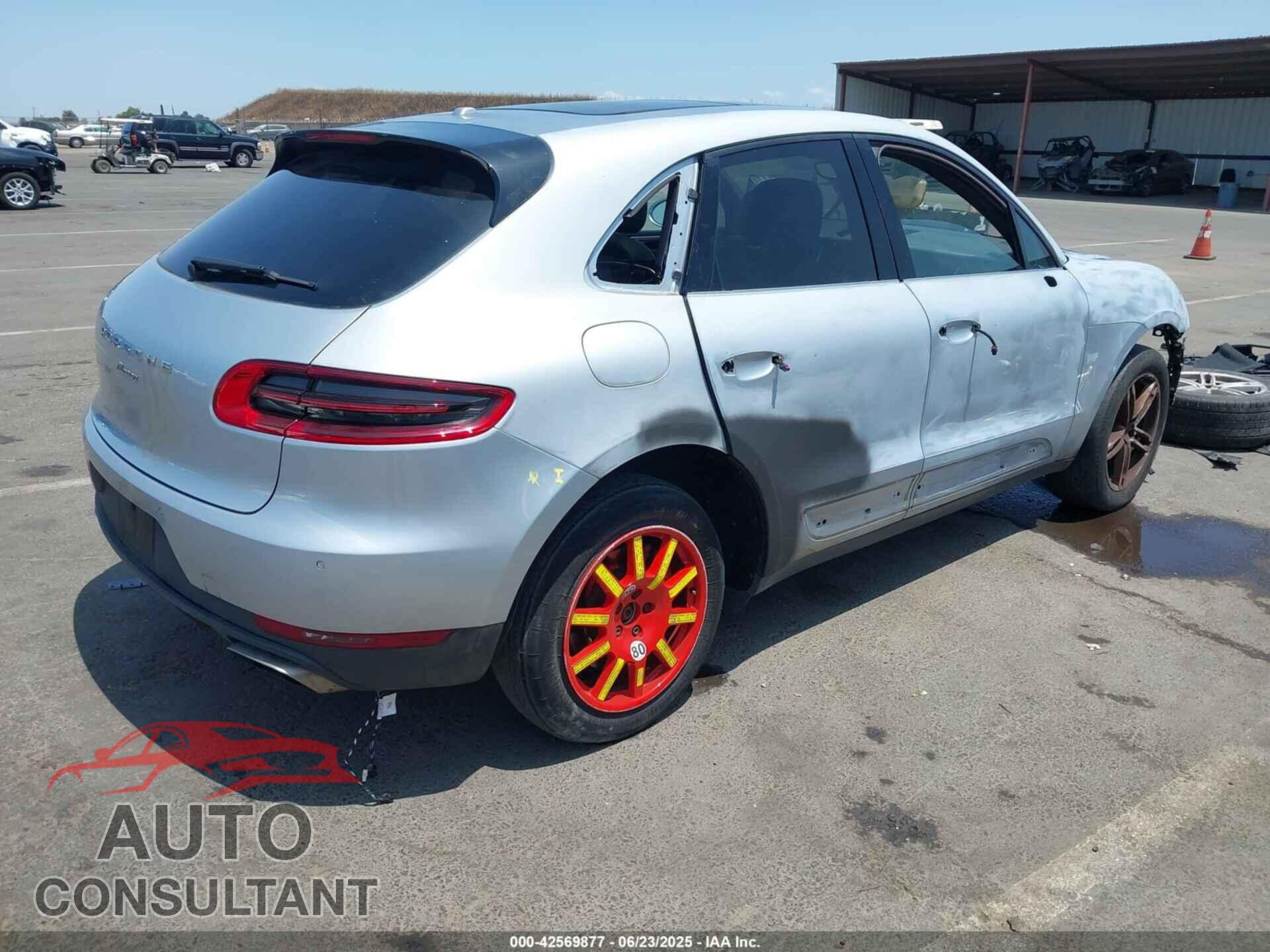 PORSCHE MACAN 2017 - WP1AA2A53HLB03820
