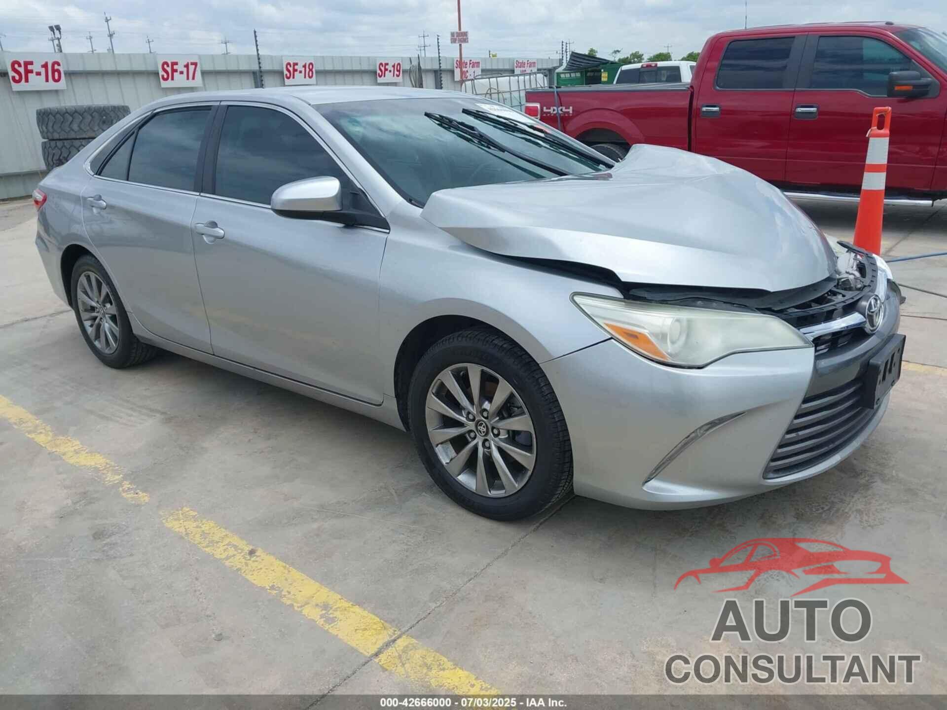 TOYOTA CAMRY 2016 - 4T4BF1FK6GR554749