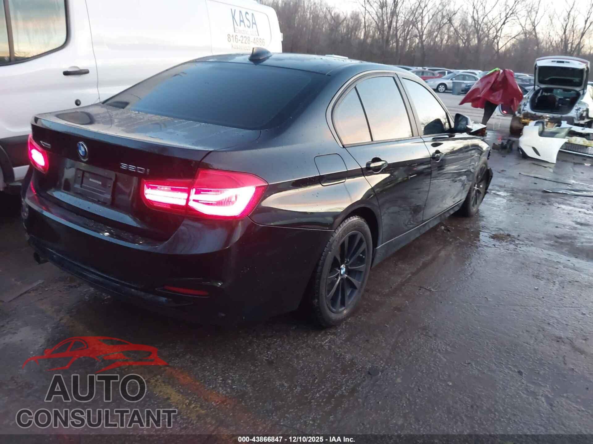 BMW 320I 2016 - WBA8E5G5XGNU21429
