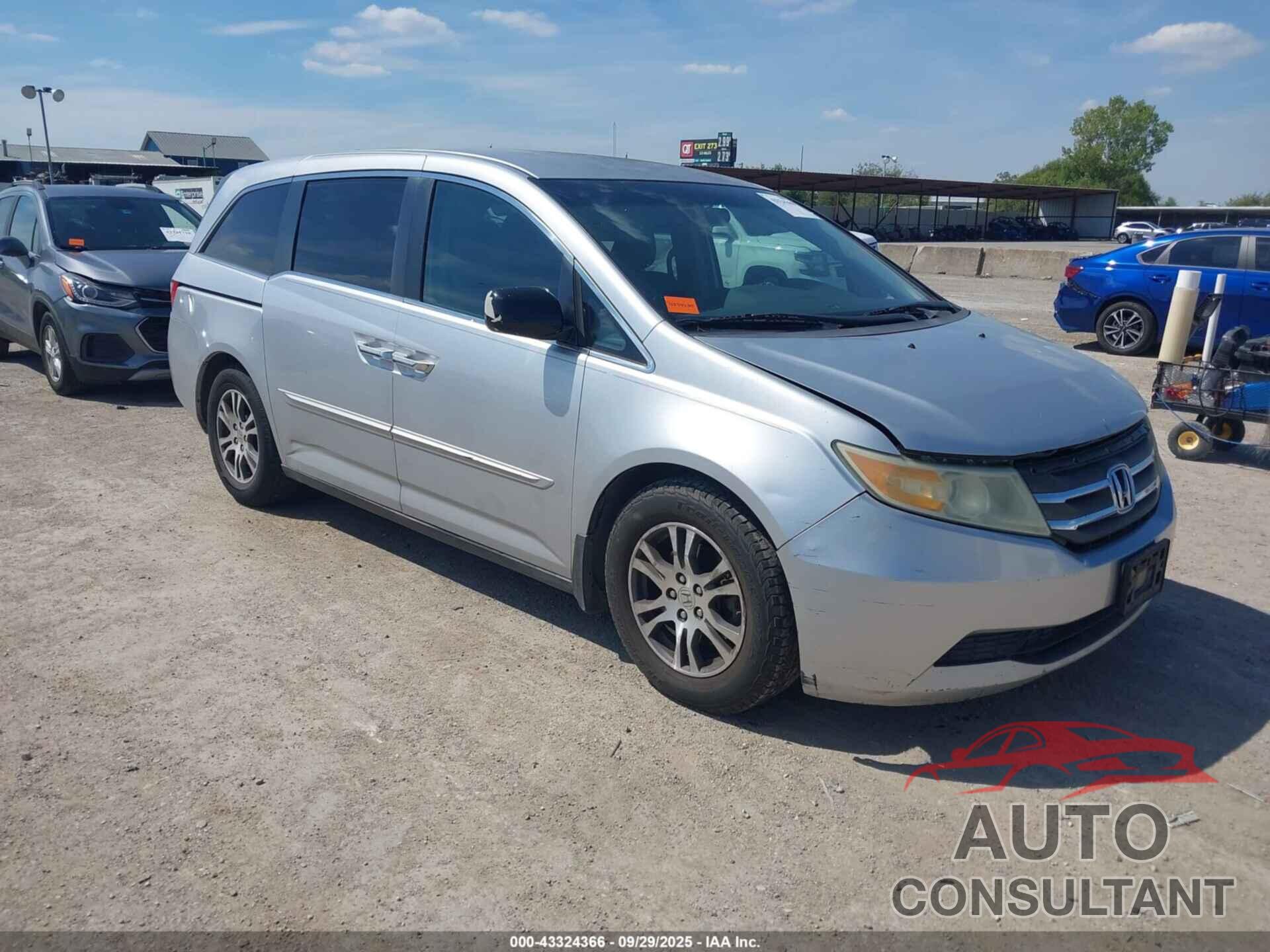 HONDA ODYSSEY 2011 - 5FNRL5H47BB009852