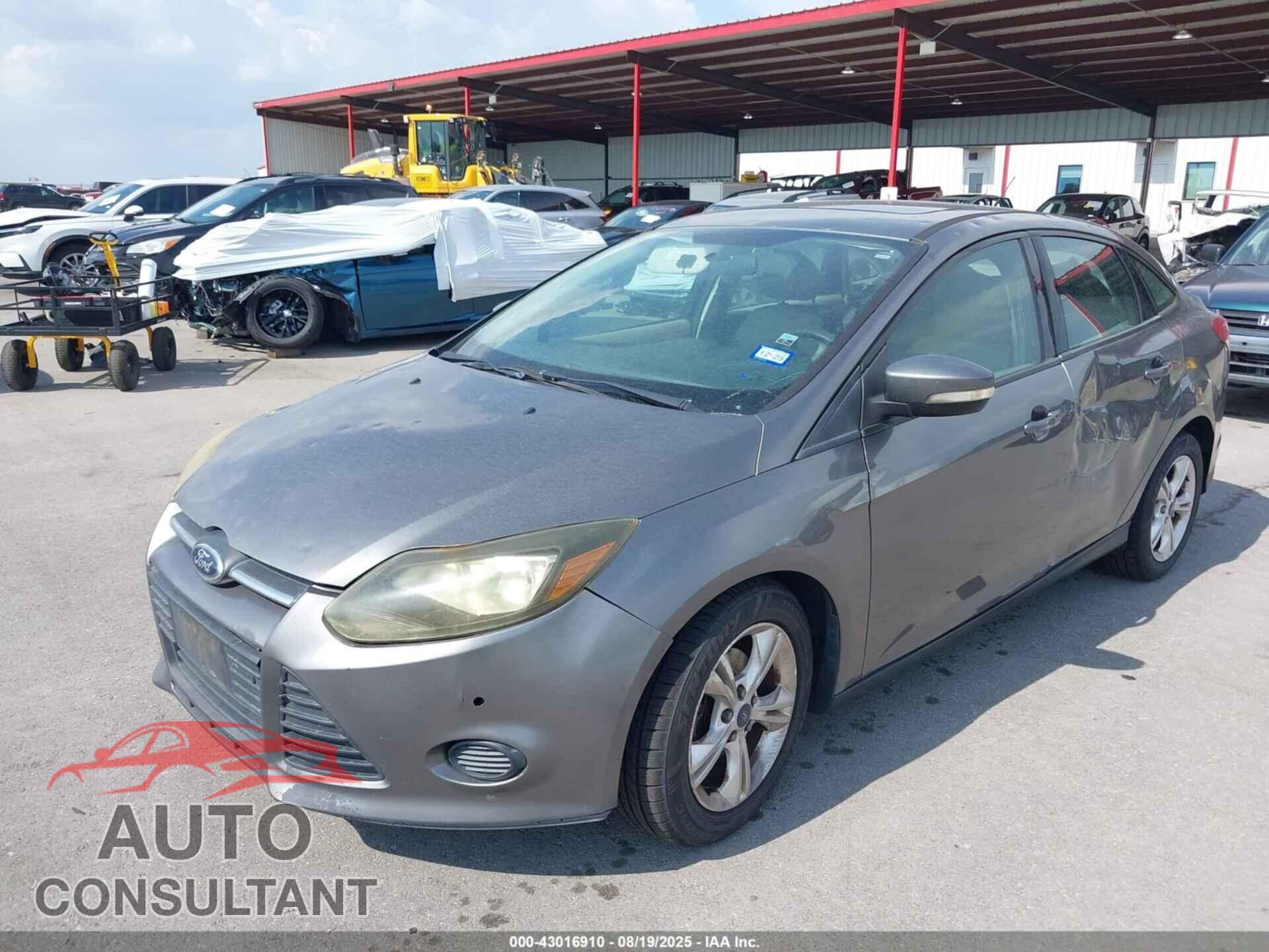 FORD FOCUS 2014 - 1FADP3F24EL301017