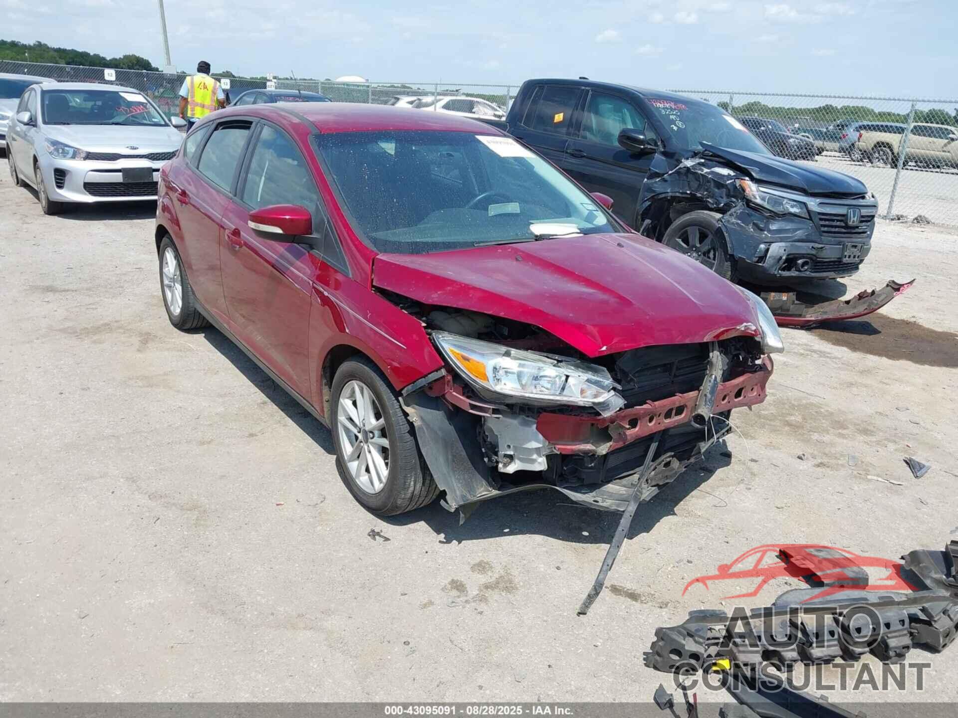 FORD FOCUS 2015 - 1FADP3K29FL305863