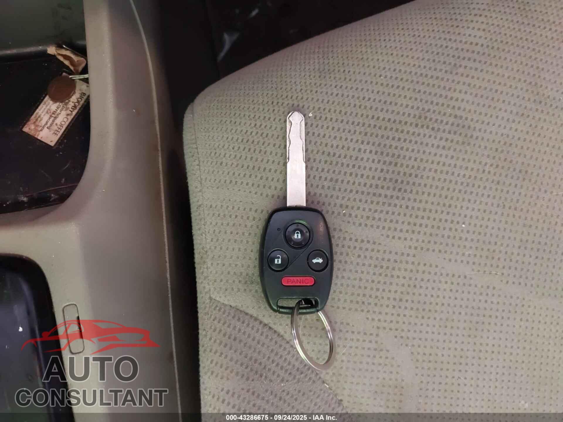 HONDA CIVIC 2012 - 19XFB2F86CE107093