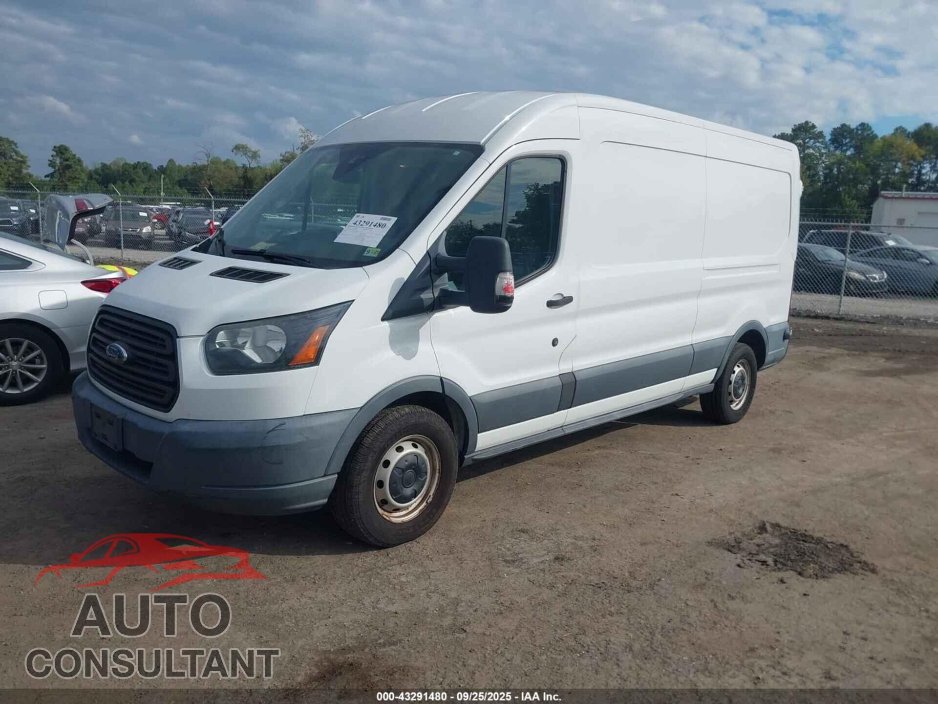 FORD TRANSIT-250 2015 - 1FTNR2CM8FKA04185