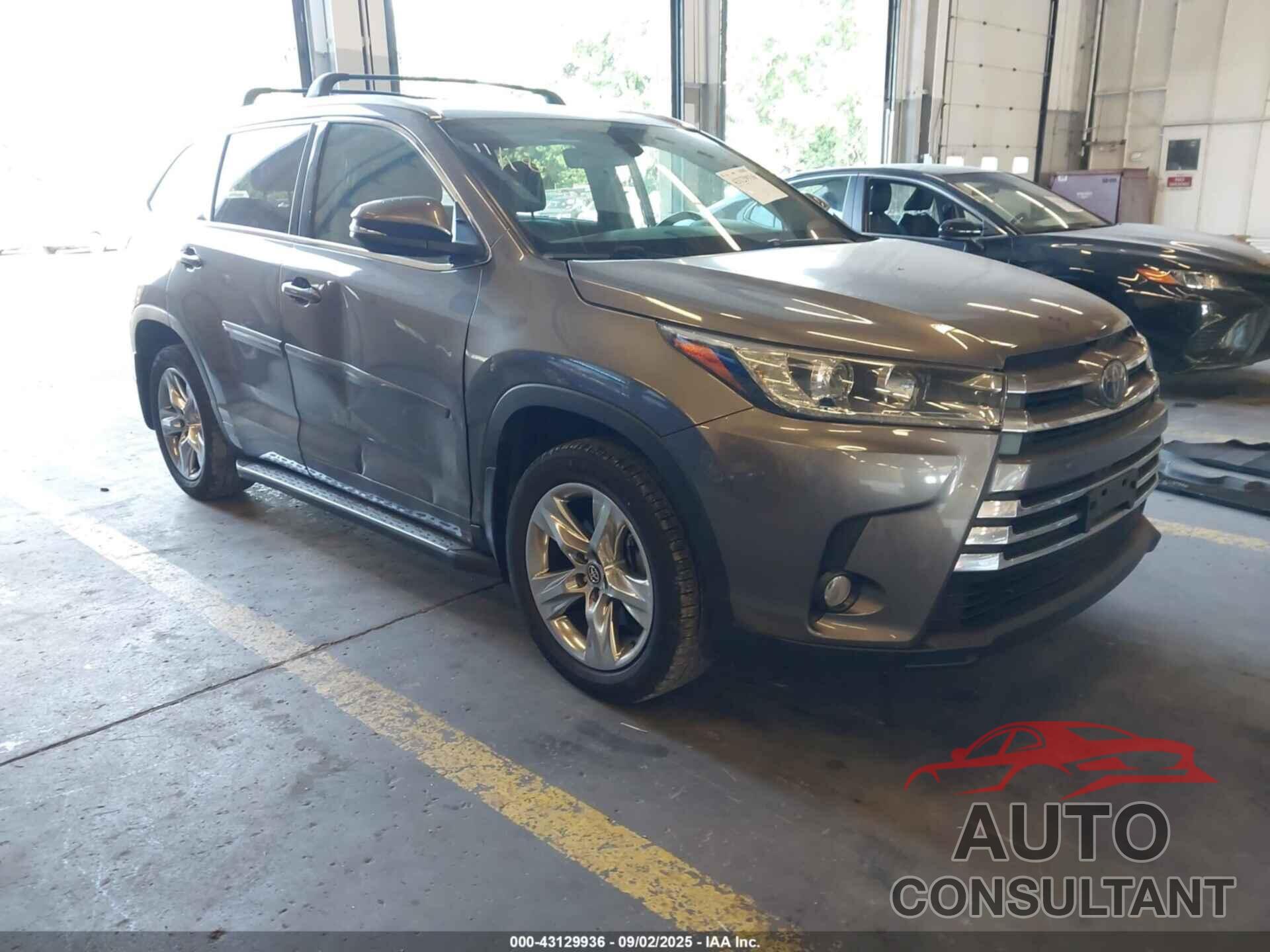 TOYOTA HIGHLANDER 2018 - 5TDDZRFH6JS896957